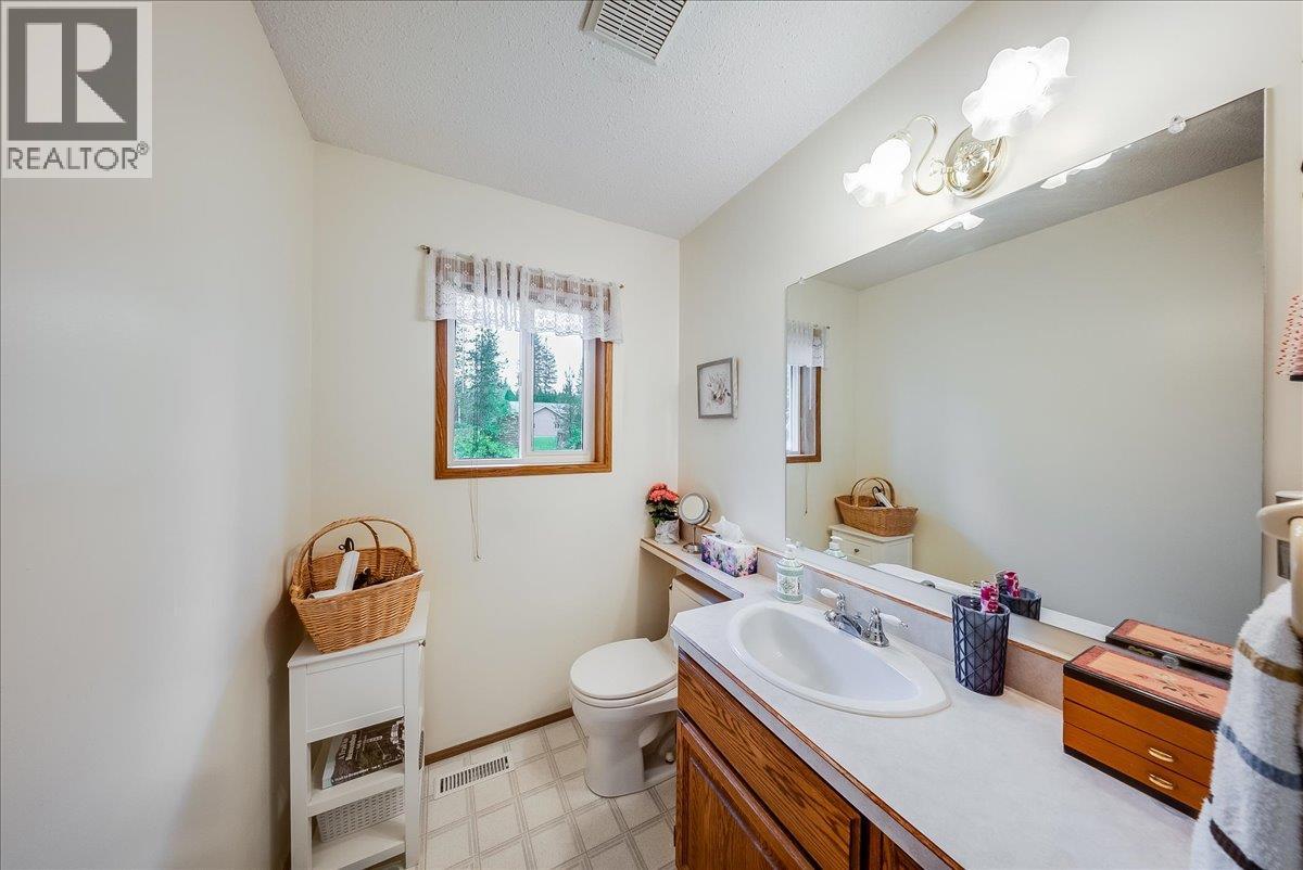 1764 Green Road Property Photo 31