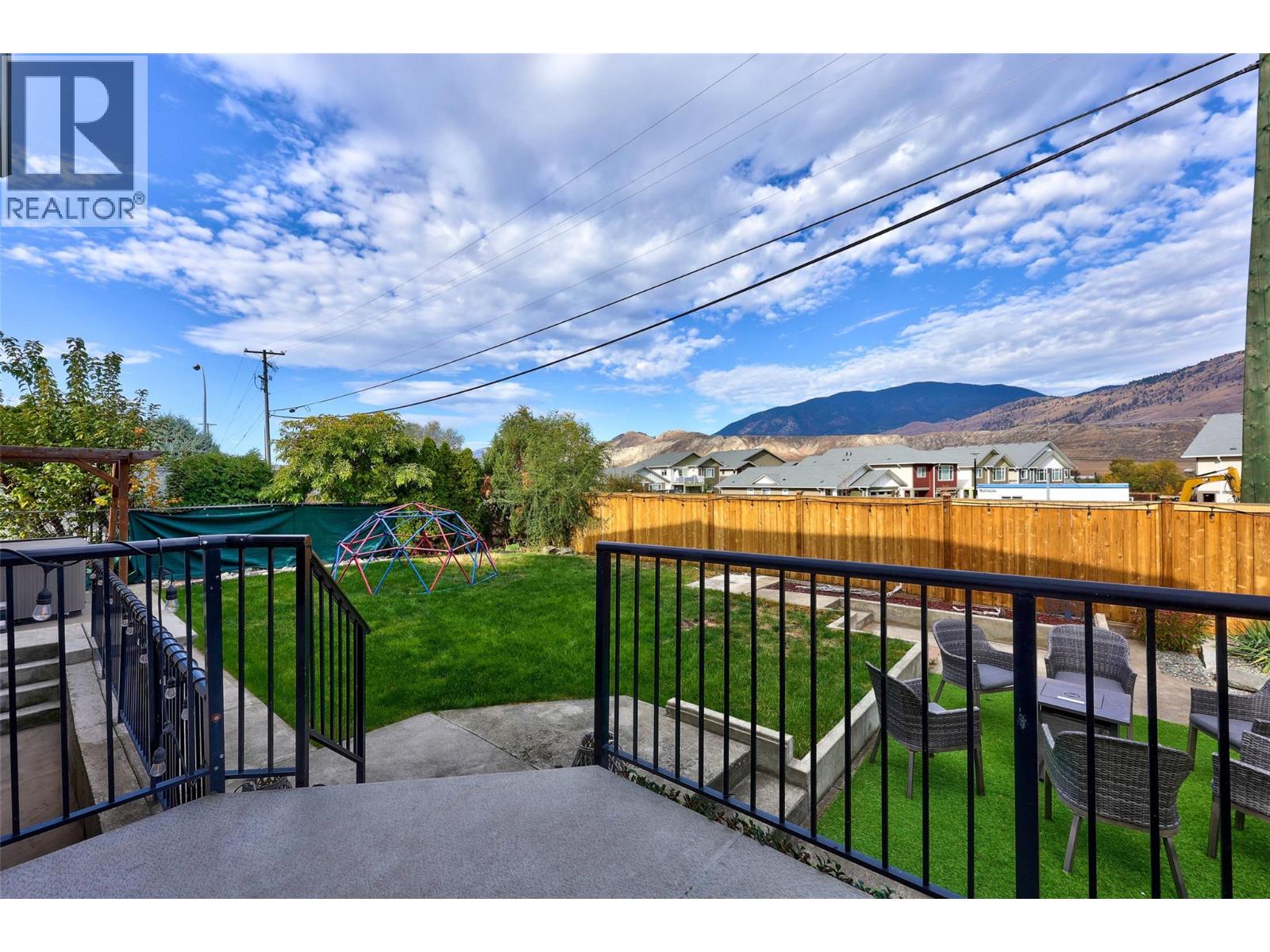 8910 Badger Drive Property Photo 11
