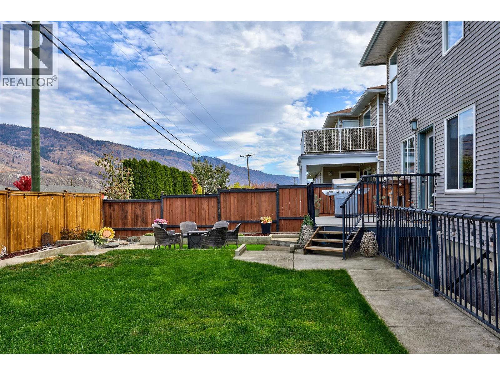 8910 Badger Drive Property Photo 14