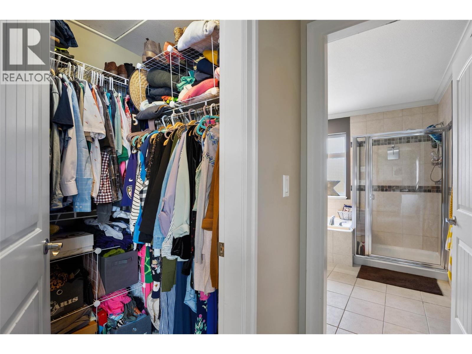 8910 Badger Drive Property Photo 29