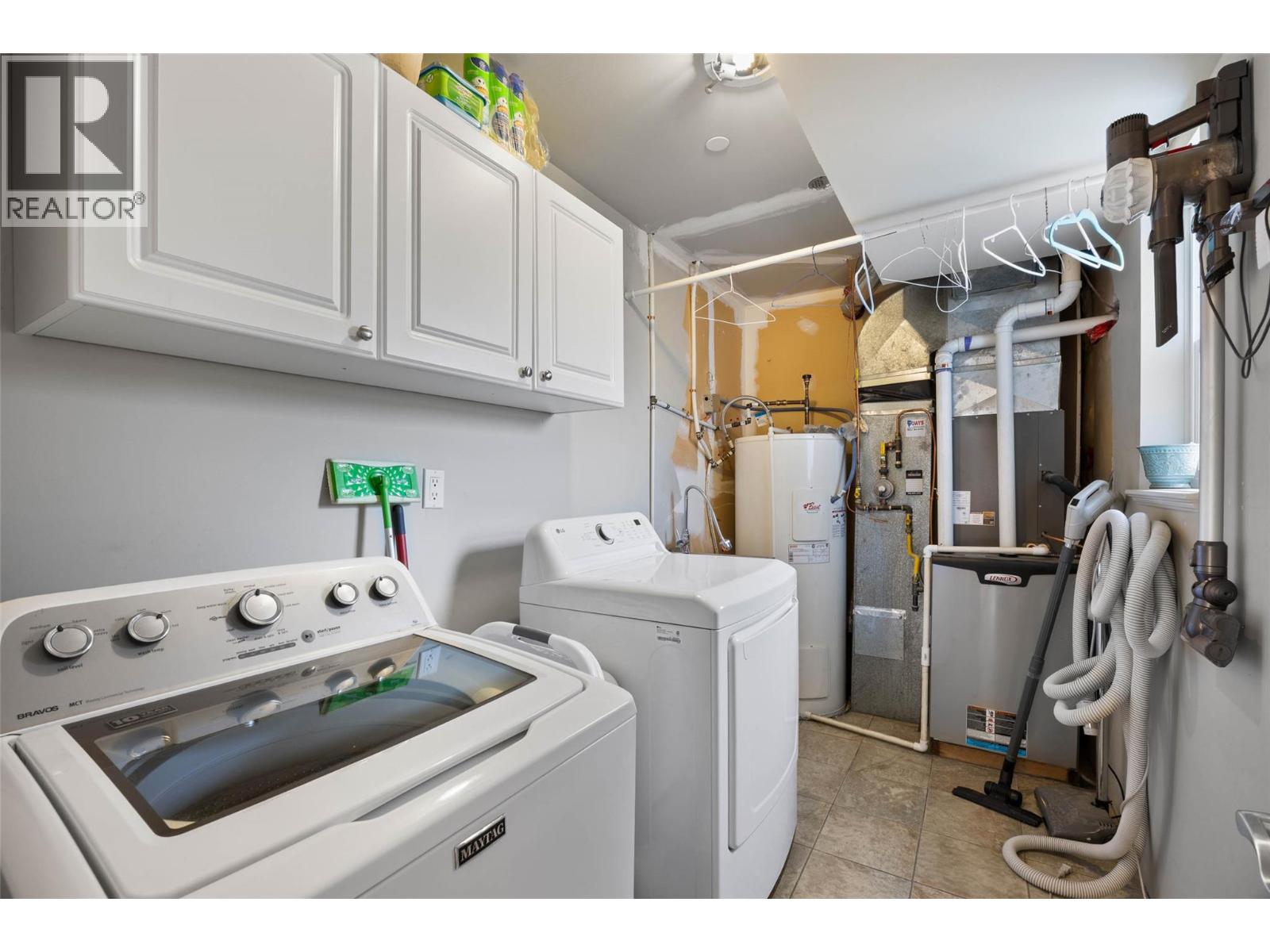 8910 Badger Drive Property Photo 36