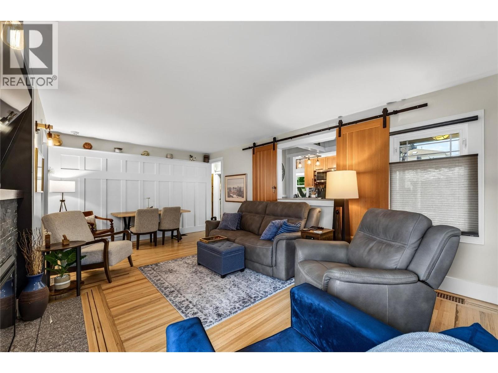 141 Regina Avenue Property Photo 8