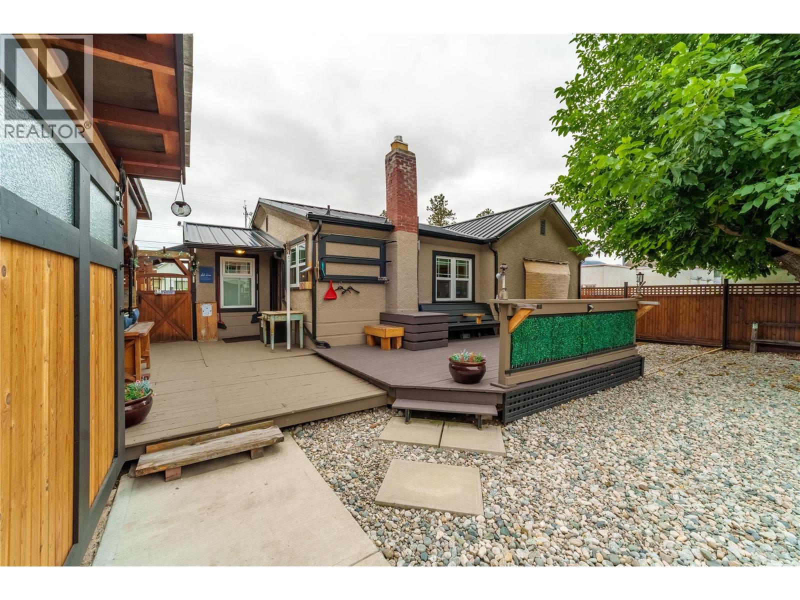 141 Regina Avenue Property Photo 10