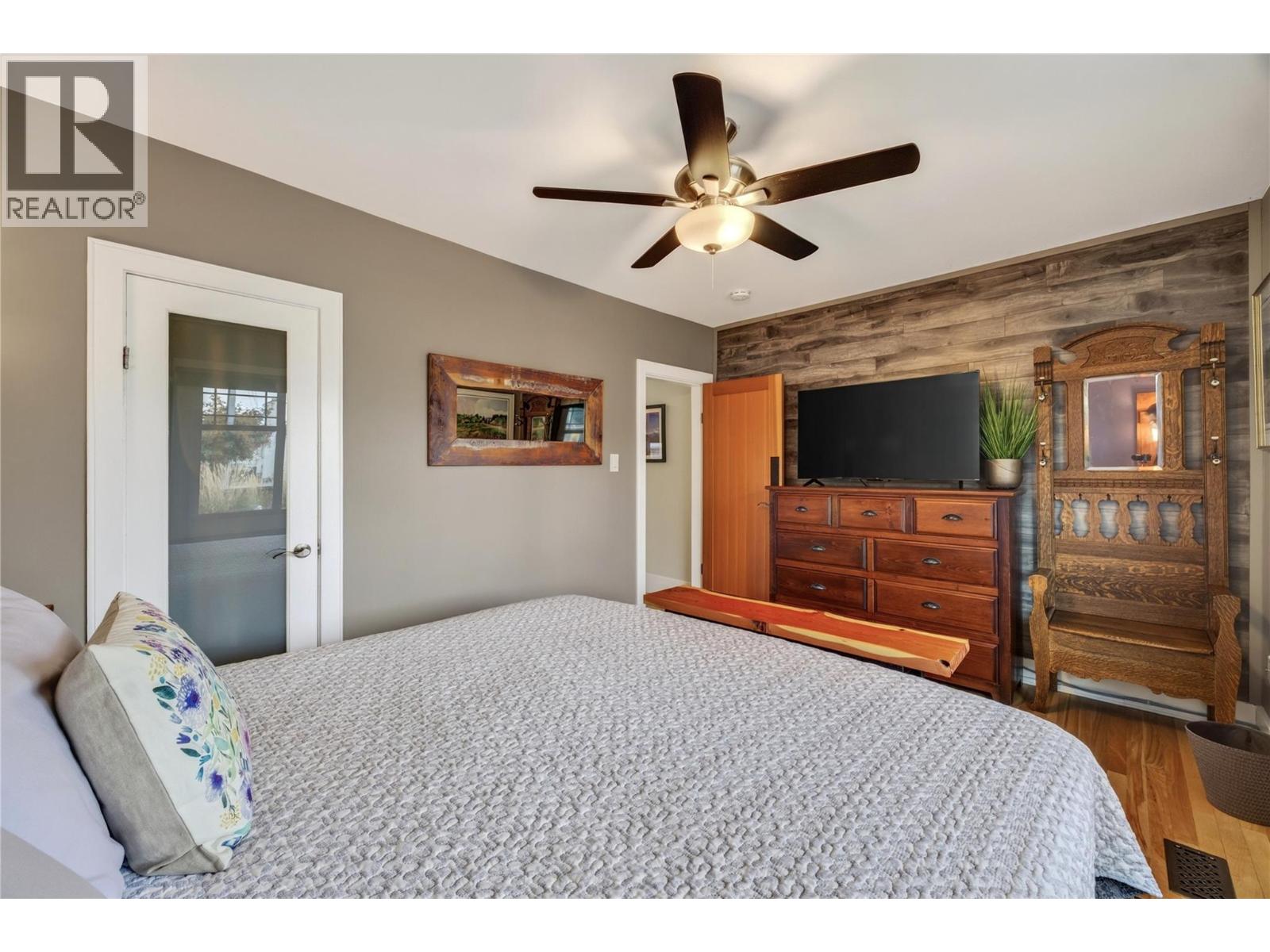 141 Regina Avenue Property Photo 23