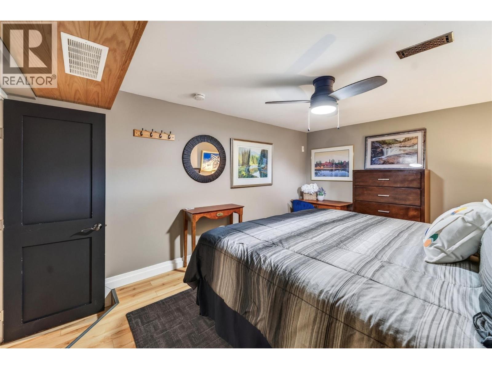 141 Regina Avenue Property Photo 37