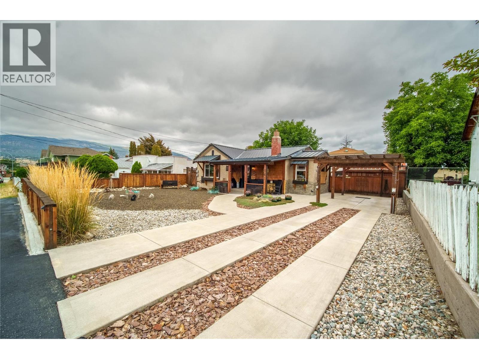 141 Regina Avenue Property Photo 40