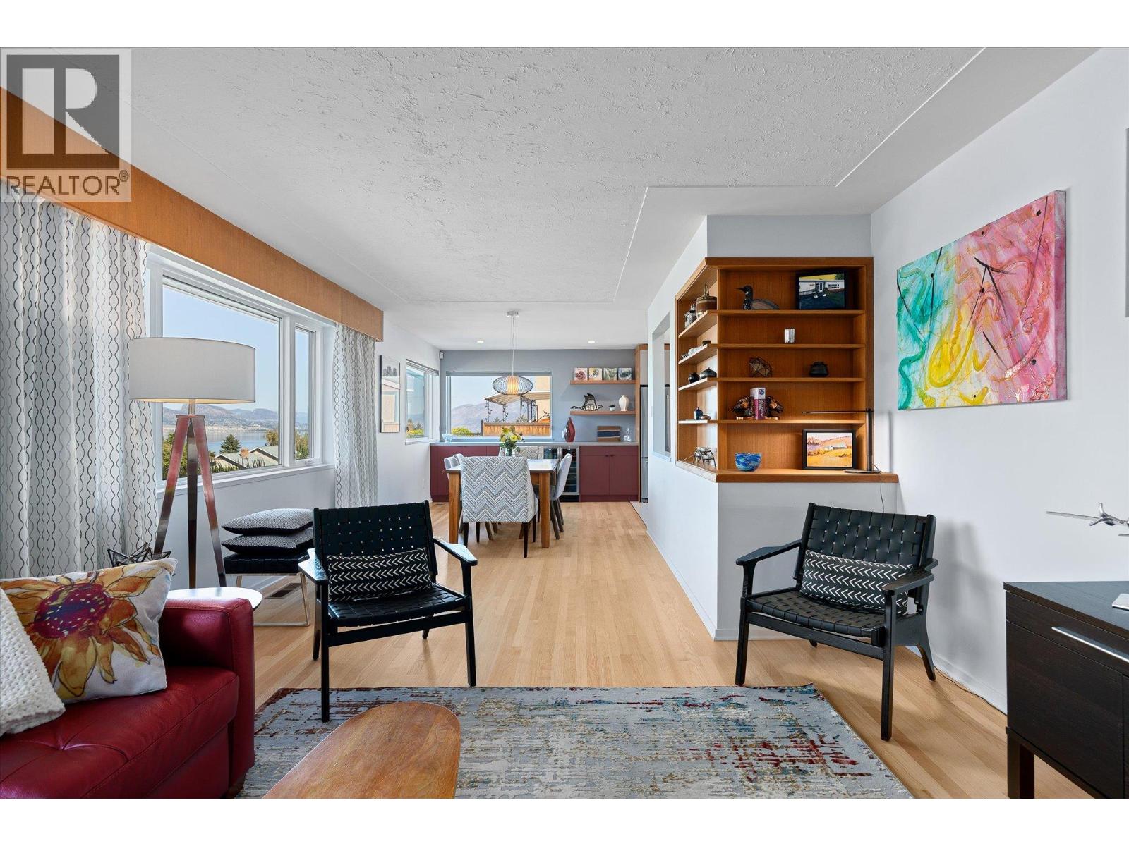 158 Grandview Street Property Photo 7
