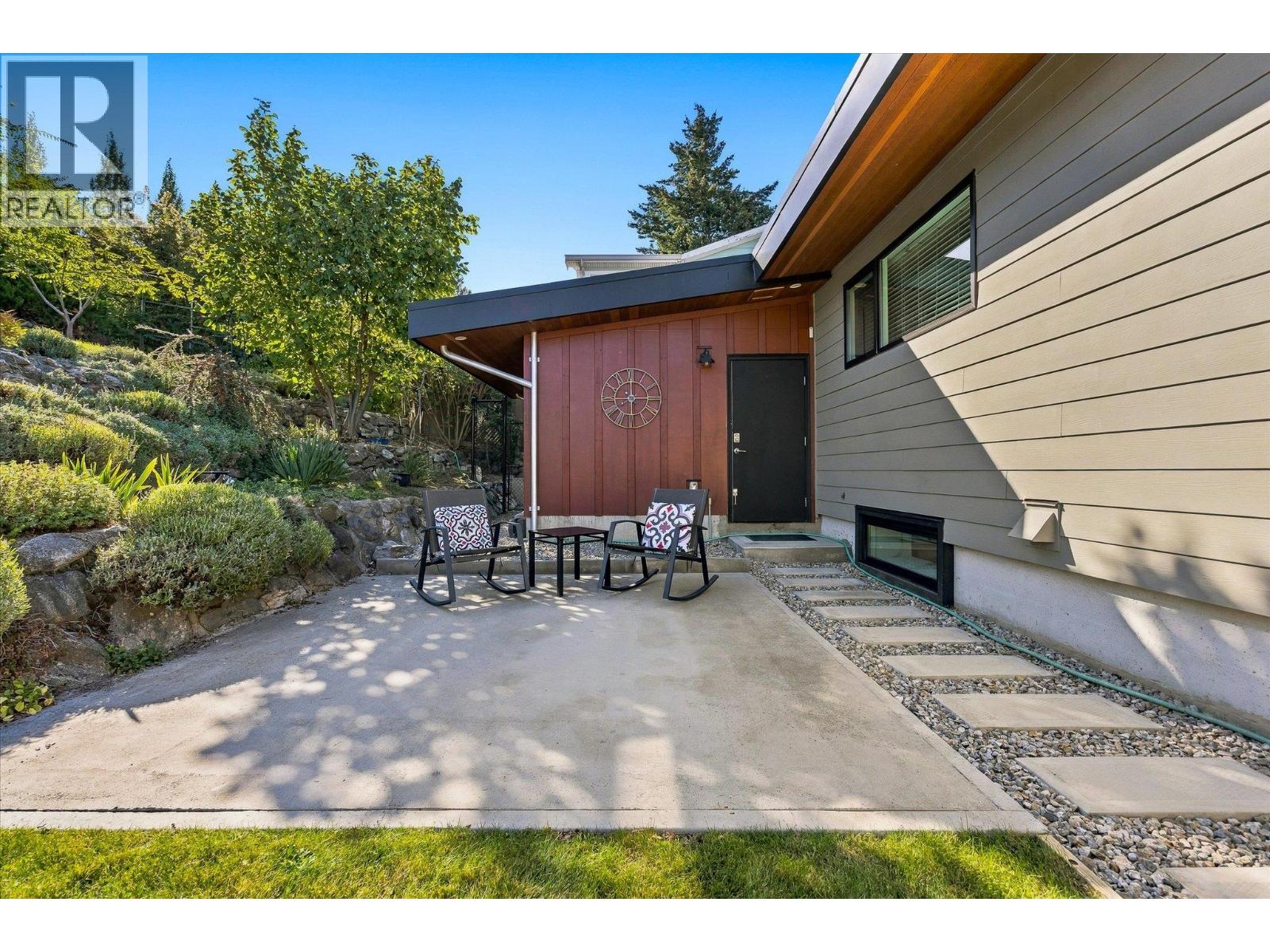 158 Grandview Street Property Photo 34
