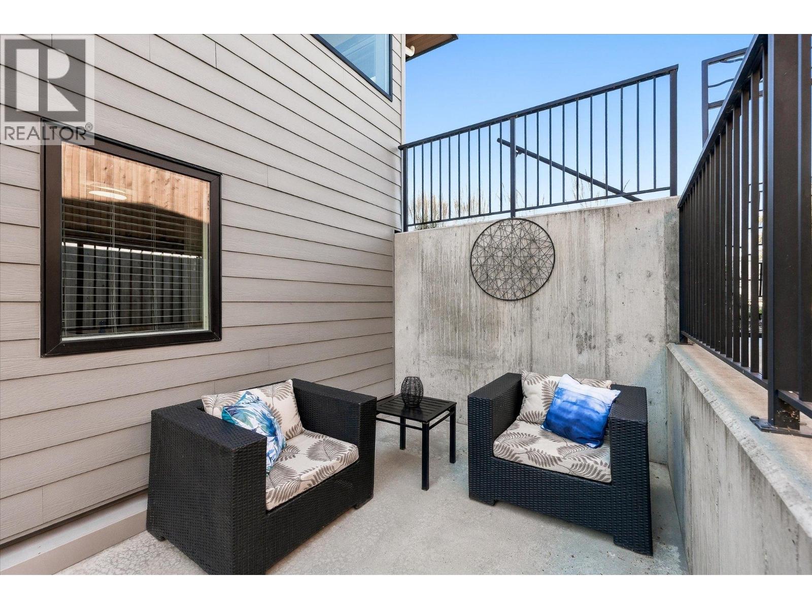 158 Grandview Street Property Photo 44