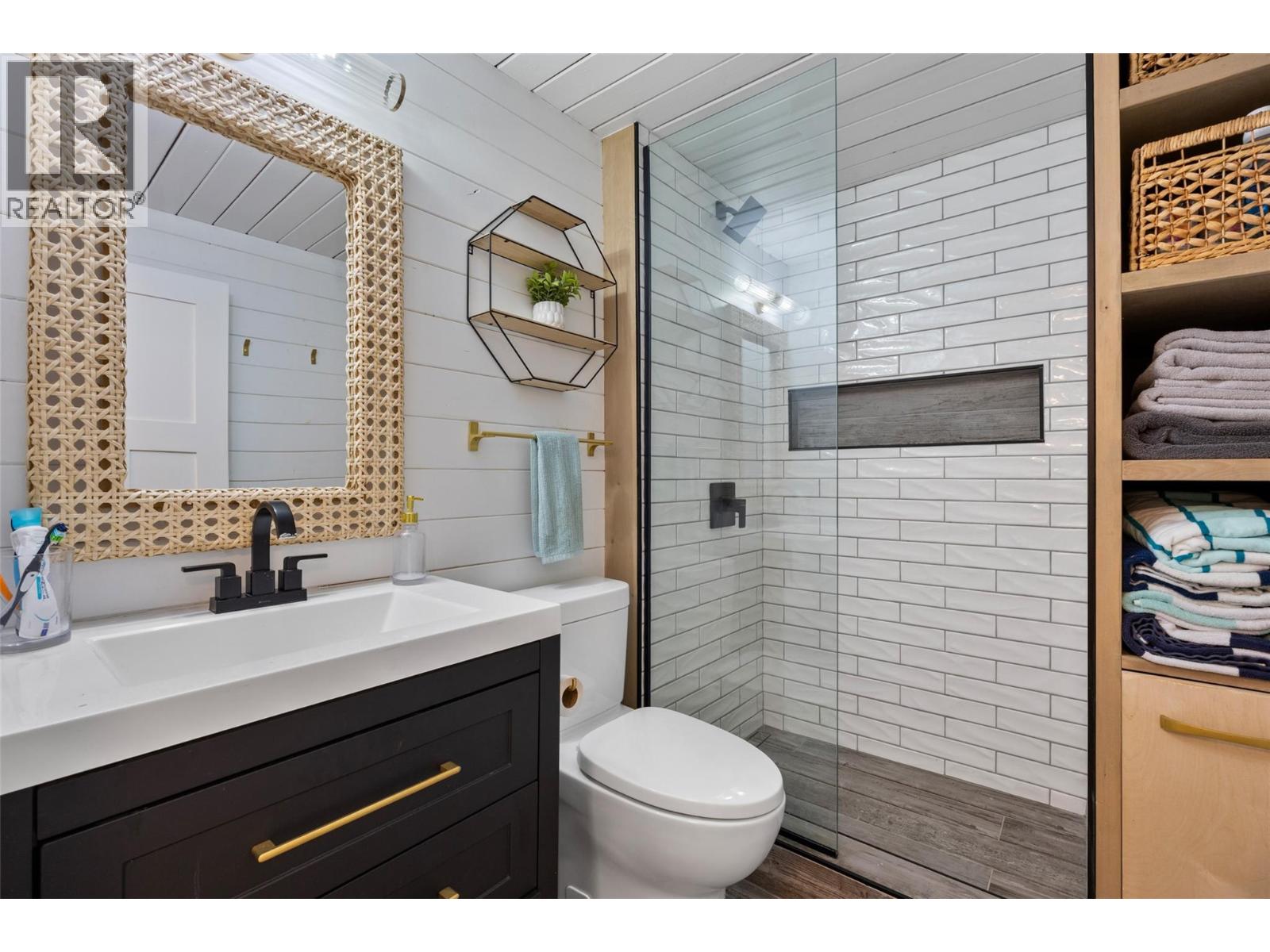 2544 Golden Horn Road Property Photo 9