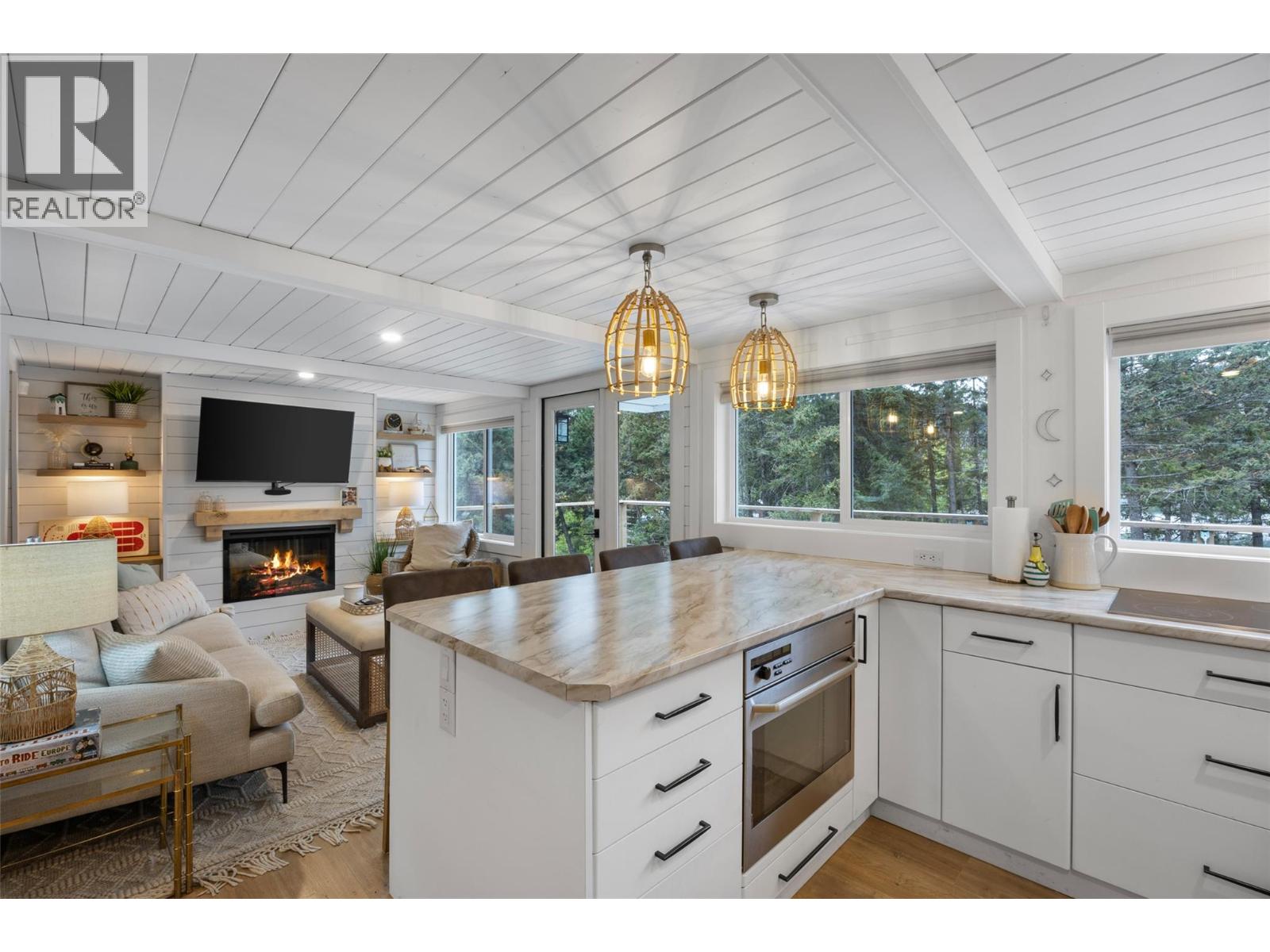 2544 Golden Horn Road Property Photo 14