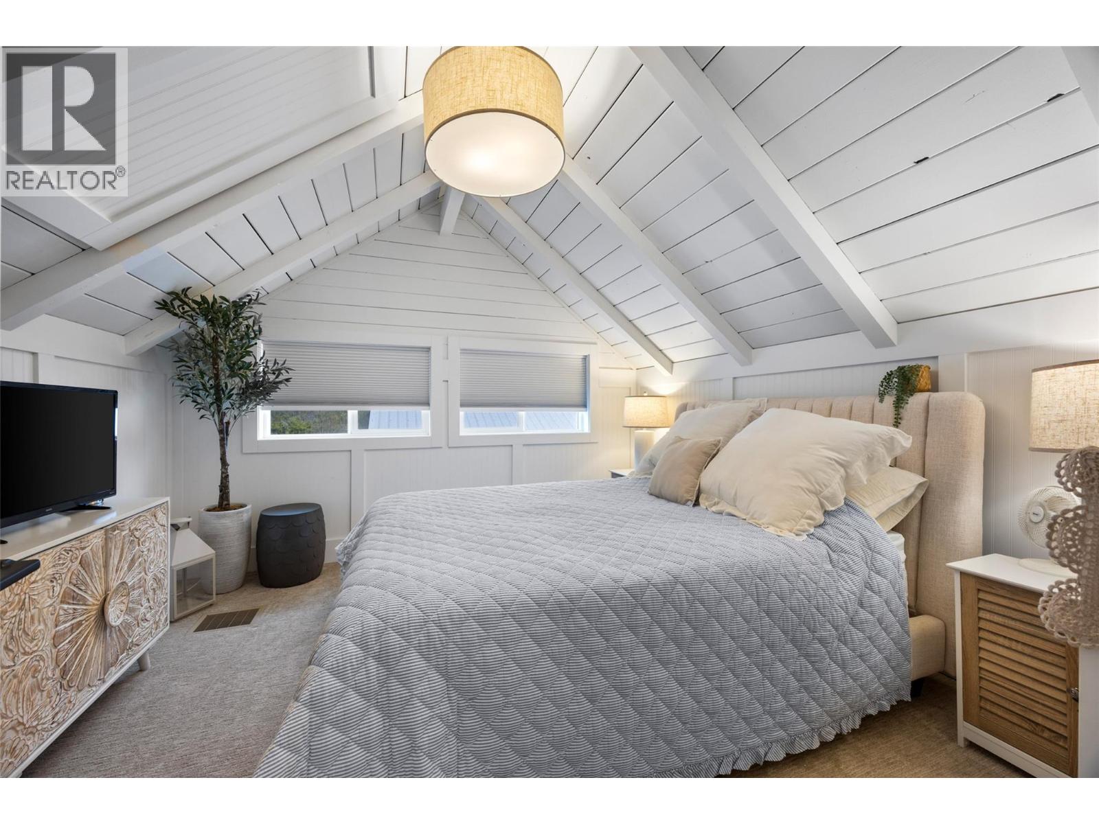 2544 Golden Horn Road Property Photo 18