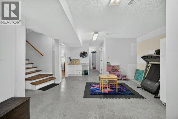 996 Arras Road Property Photo 45