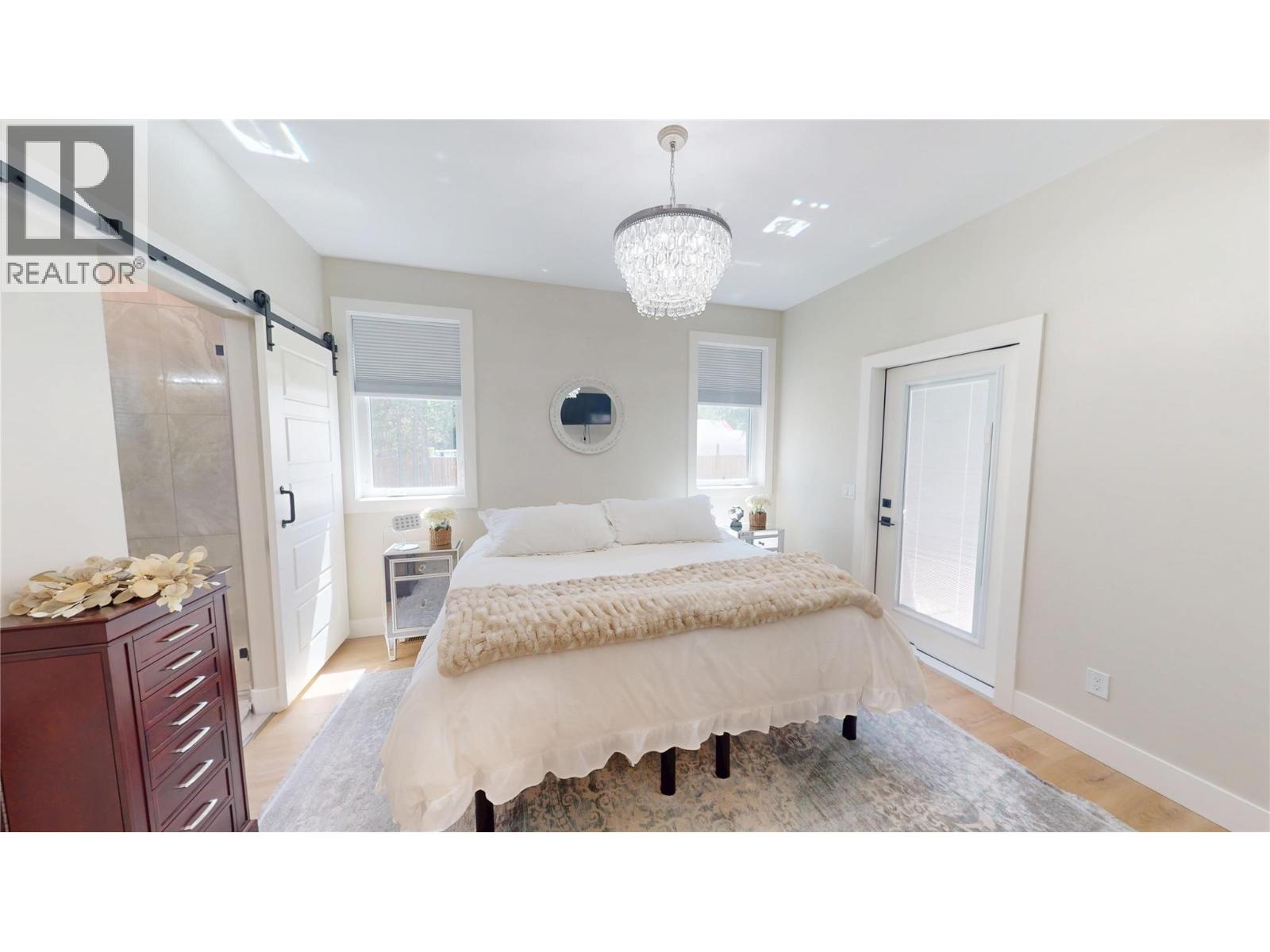 217 Shadow Mountain Boulevard Property Photo 13