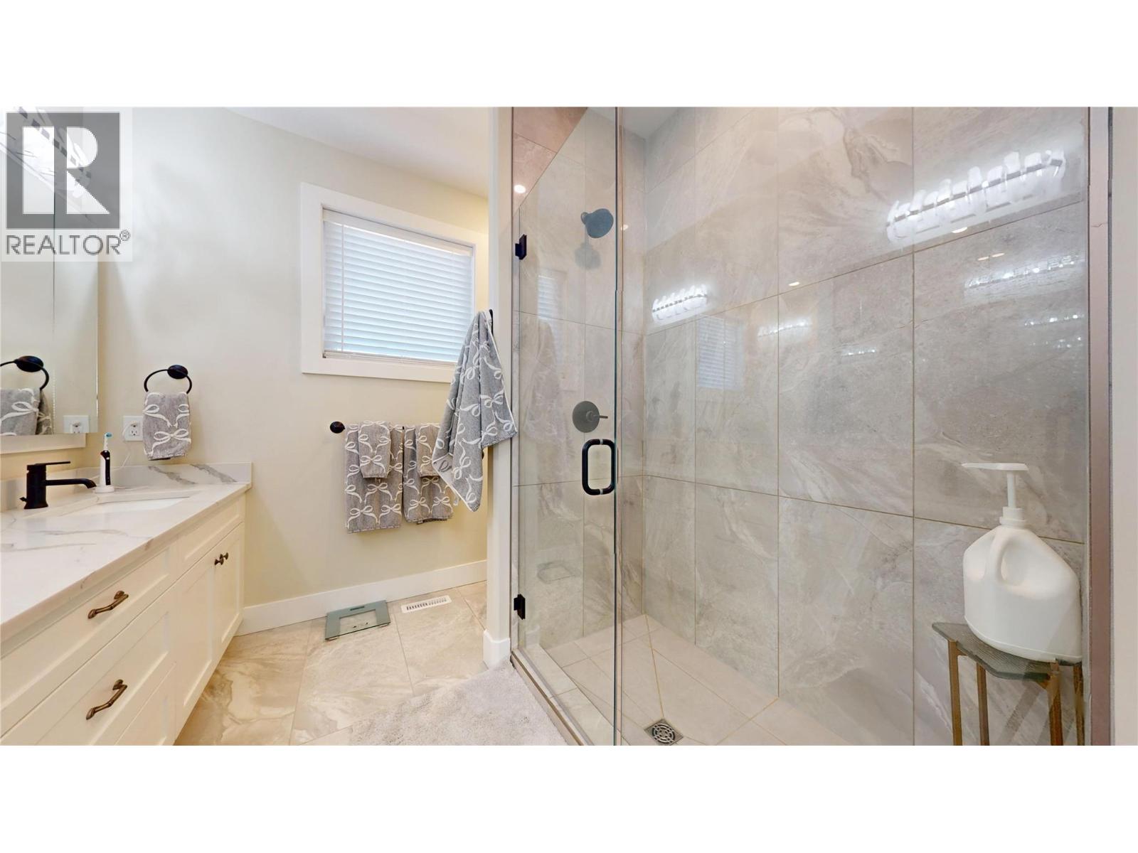 217 Shadow Mountain Boulevard Property Photo 16