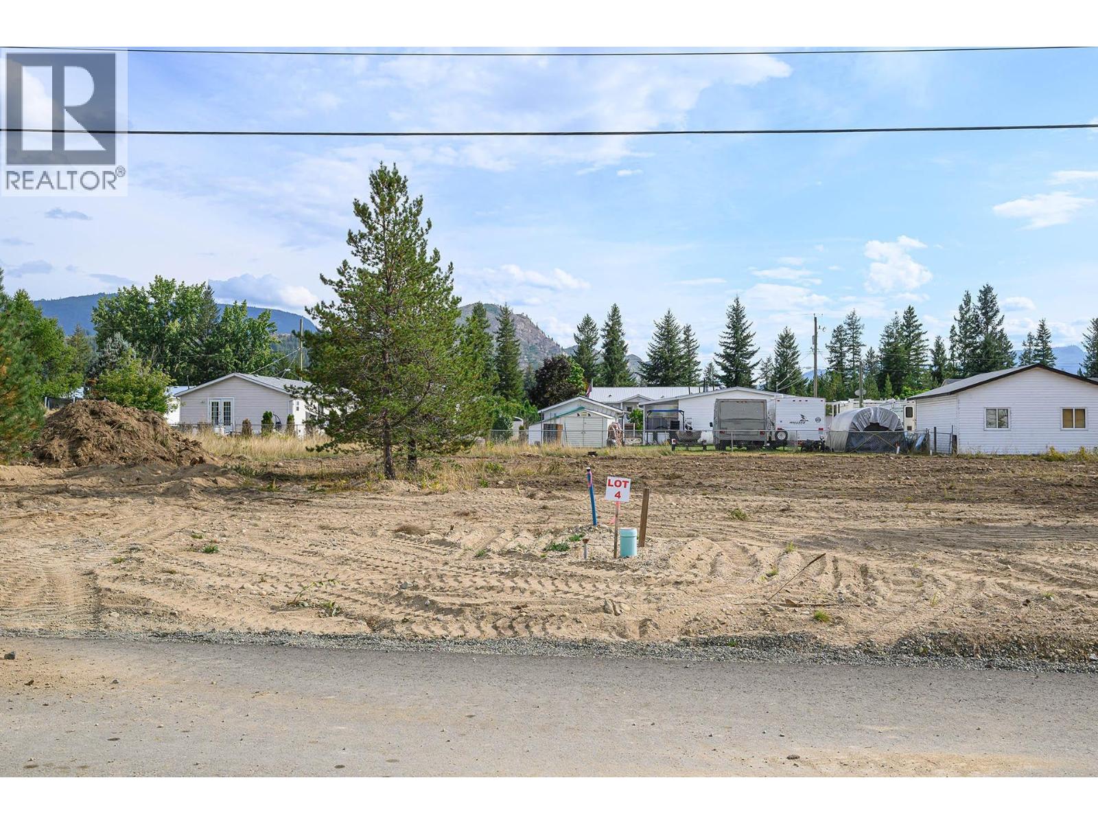 464 Clary Road Property Photo 3