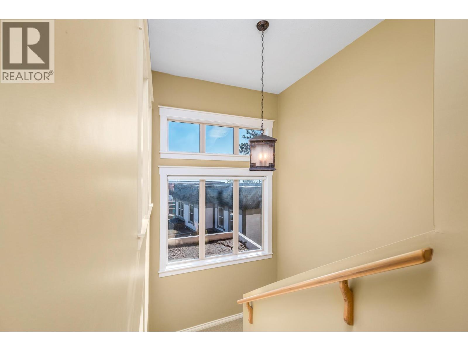 720 Monashee Court Property Photo 26