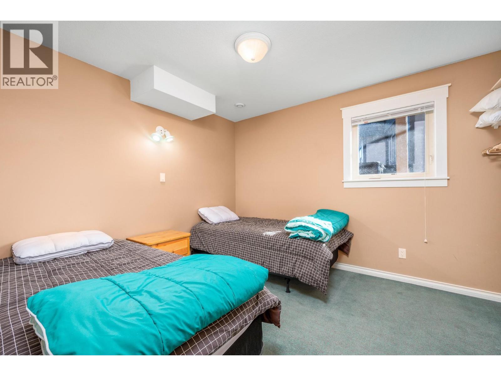 720 Monashee Court Property Photo 49