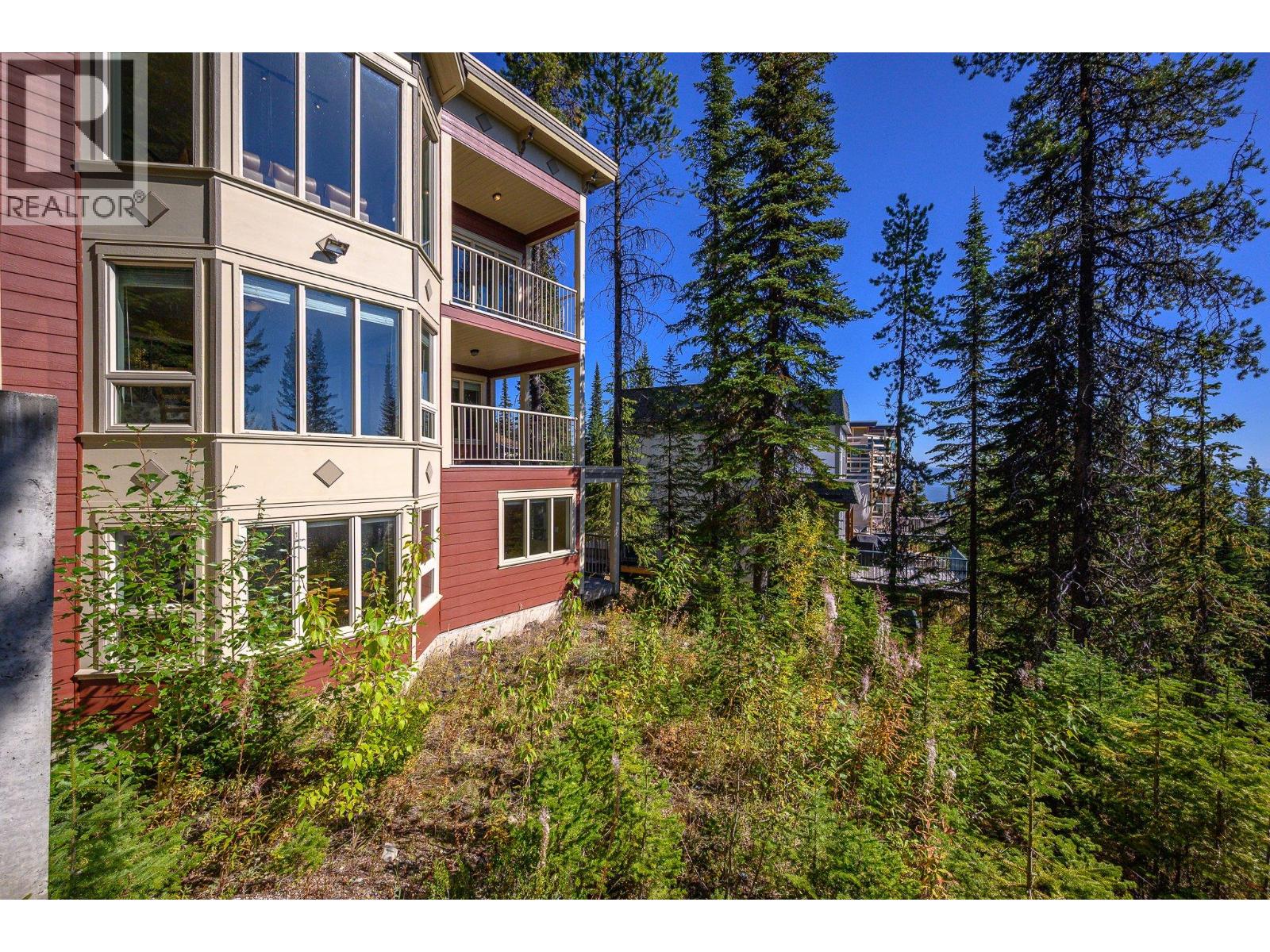 720 Monashee Court Property Photo 54