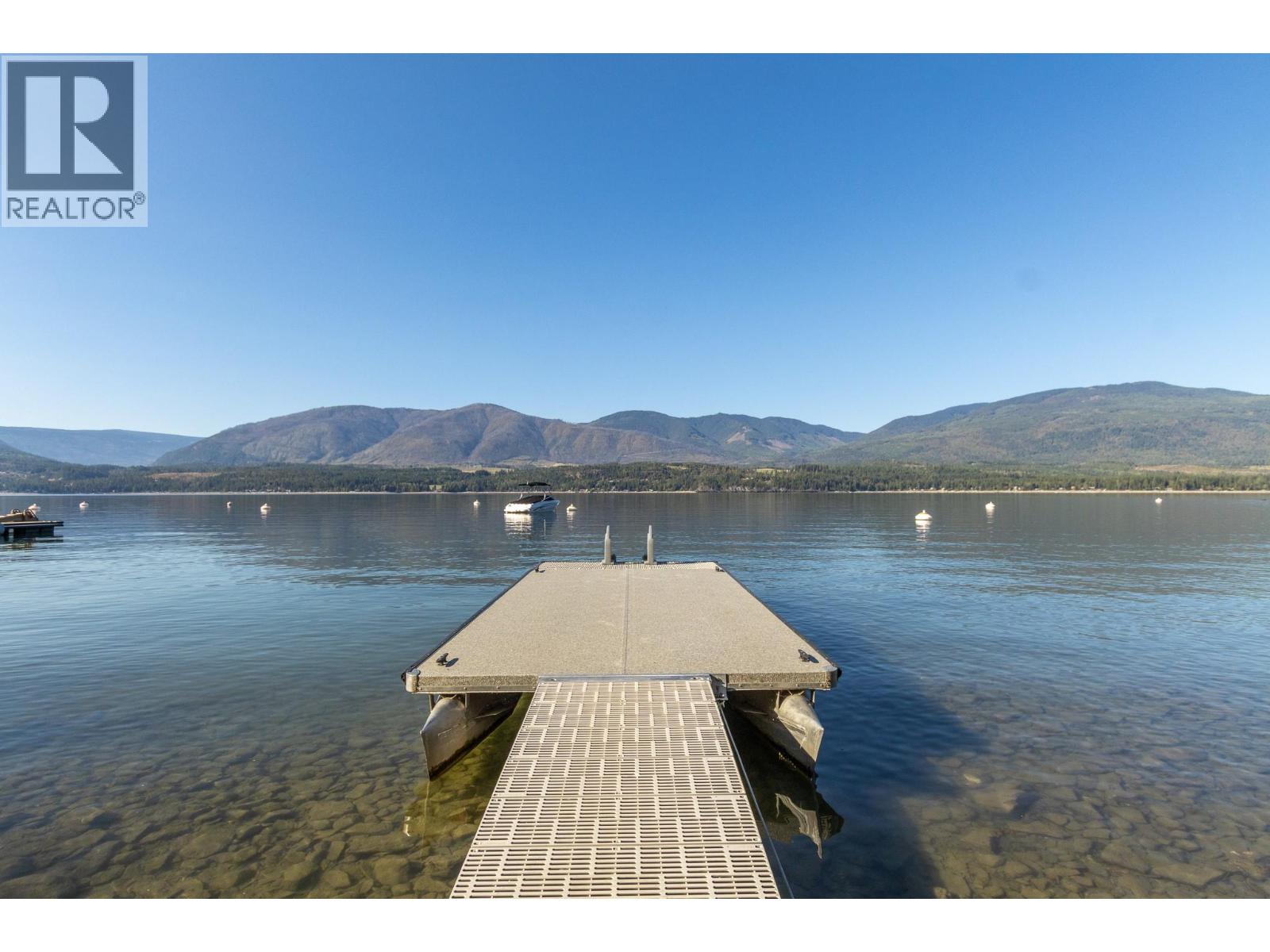 3572 Eagle Bay Road Property Photo 4