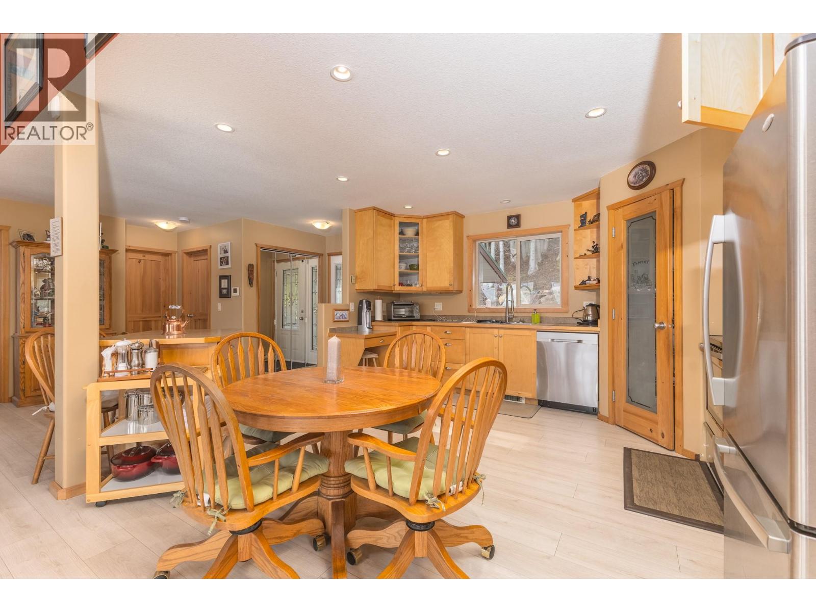 3572 Eagle Bay Road Property Photo 12