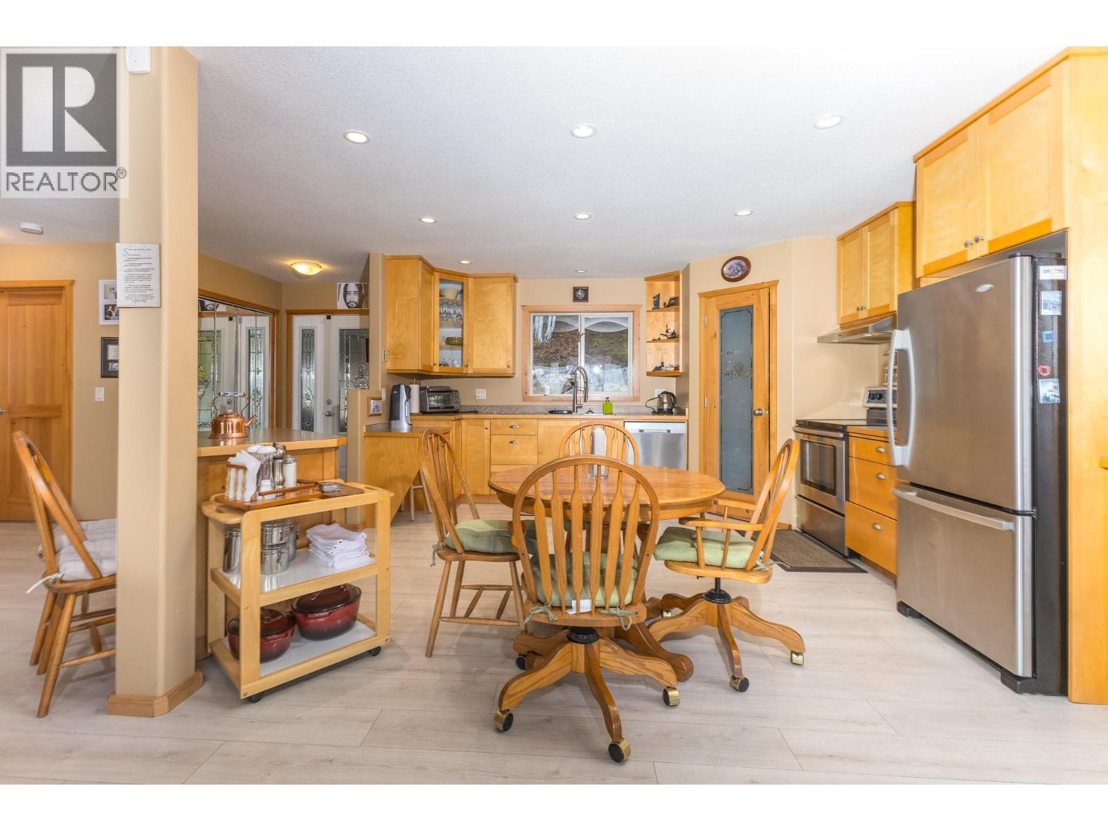3572 Eagle Bay Road Property Photo 15