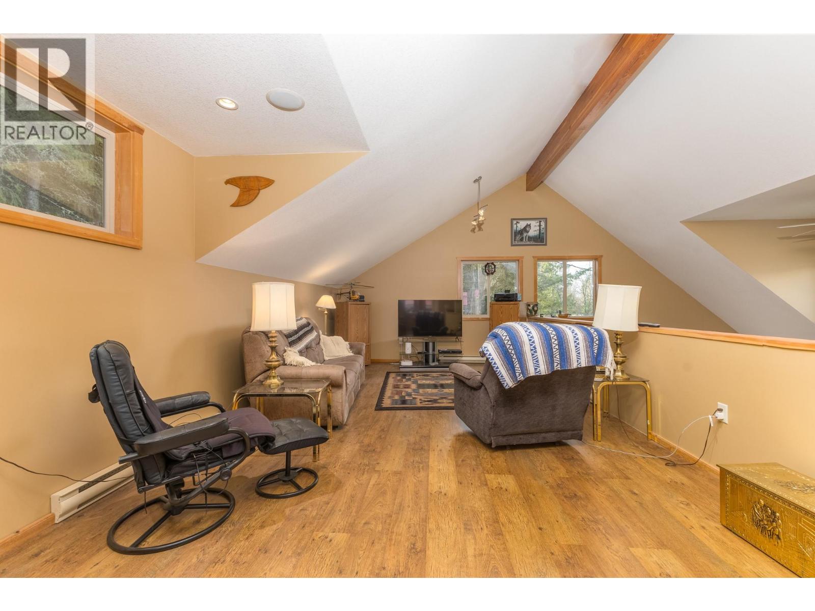 3572 Eagle Bay Road Property Photo 18
