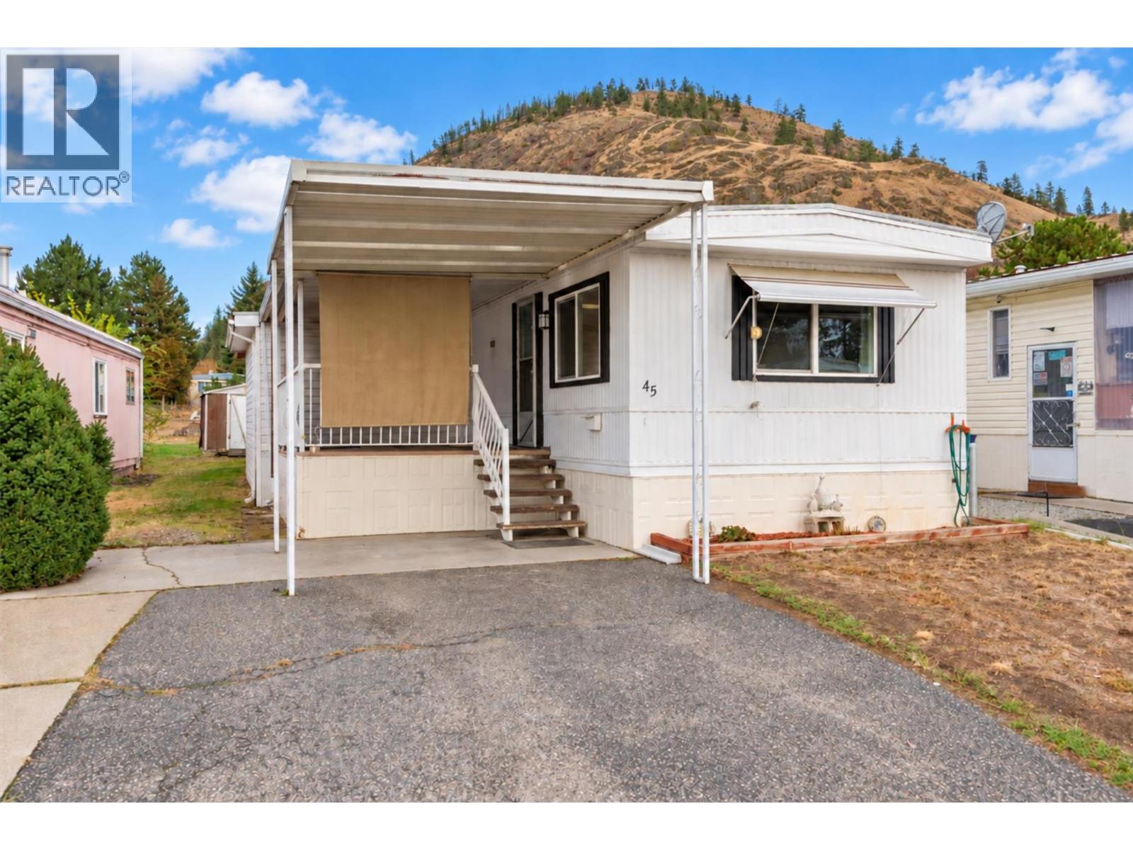 1929 97 Highway S Unit# 45 Property Photo 1