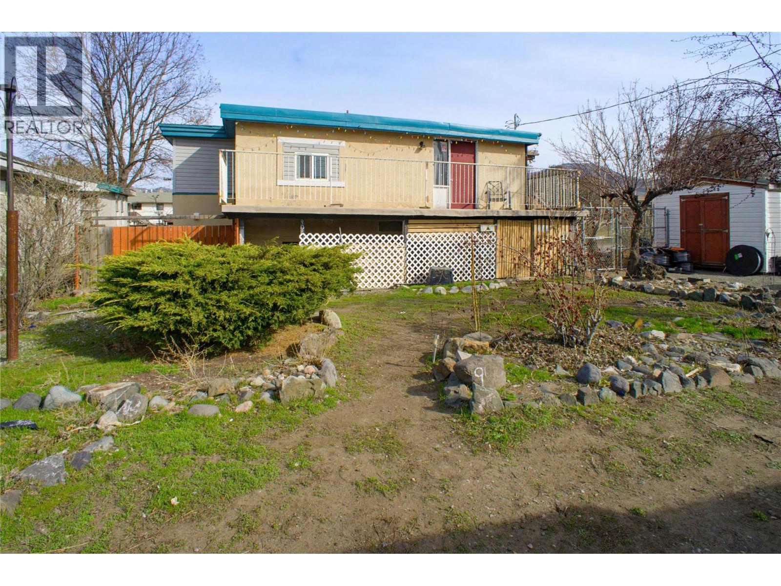 908 WESTMINSTER Avenue Property Photo 1
