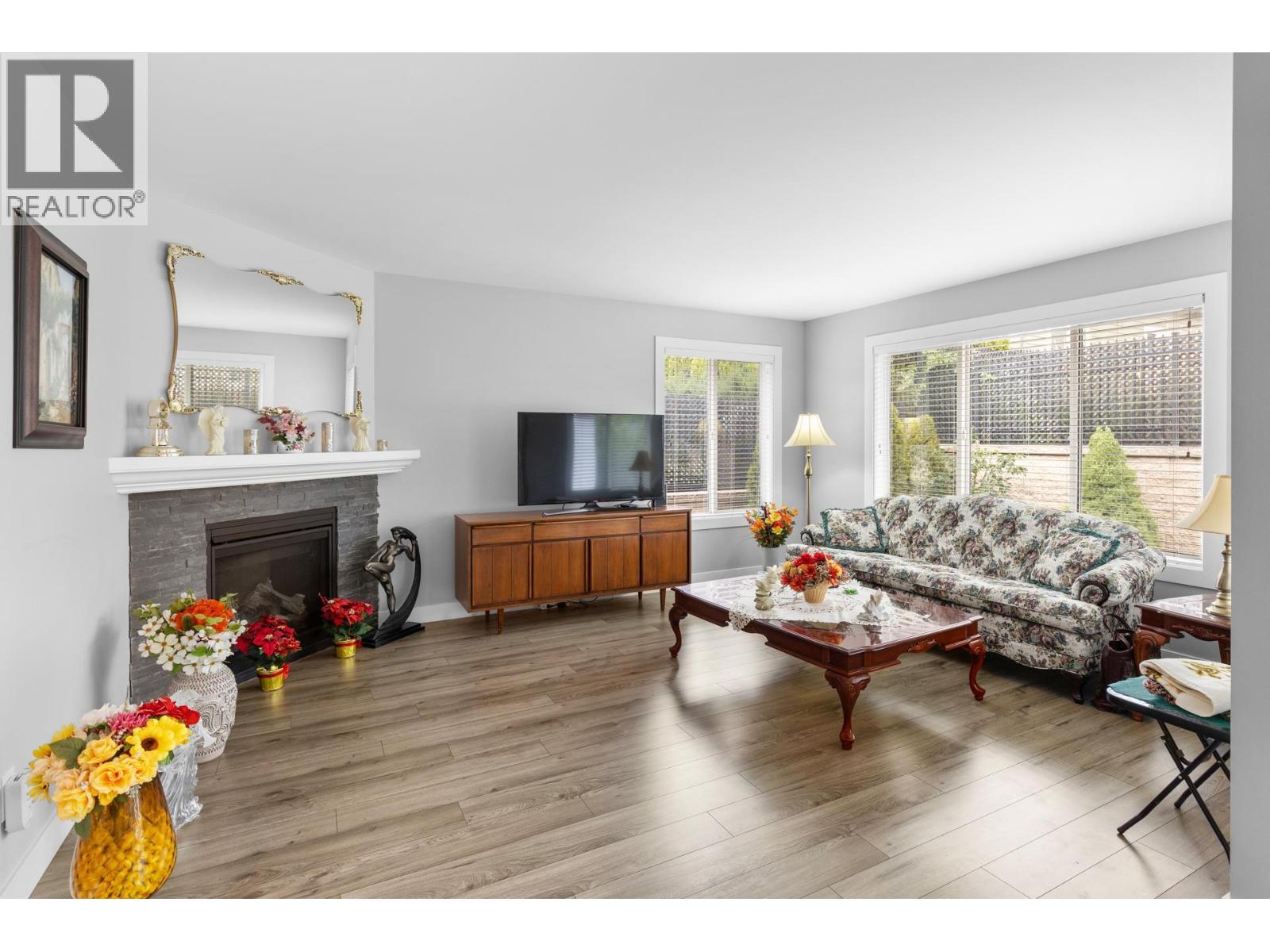 2067 Mallard Drive Property Photo 10