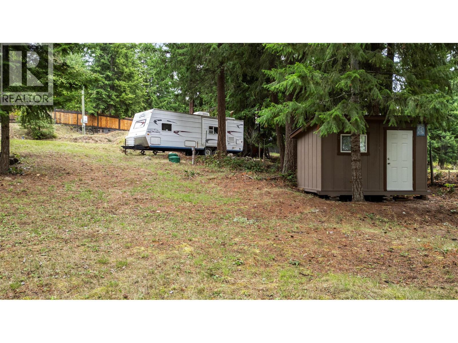7206 Fraser Crescent Property Photo 15