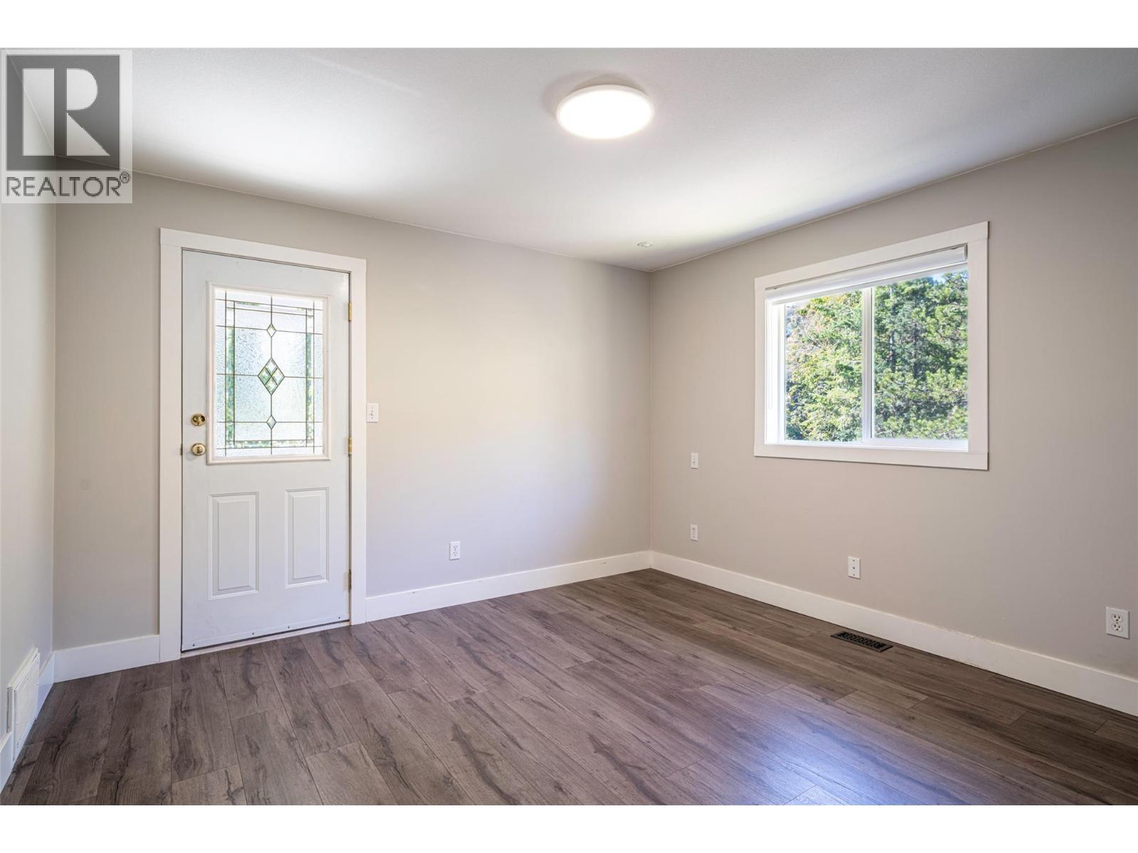 8210 Stoneridge Drive Property Photo 42