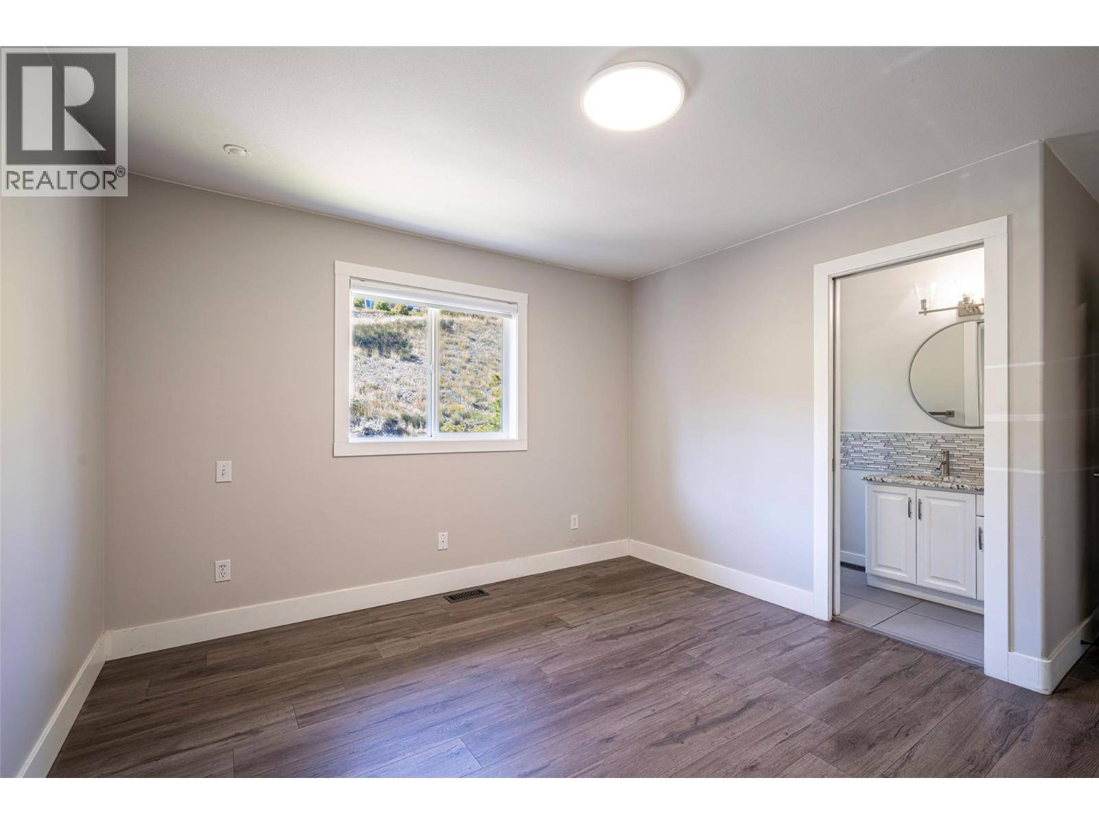 8210 Stoneridge Drive Property Photo 43
