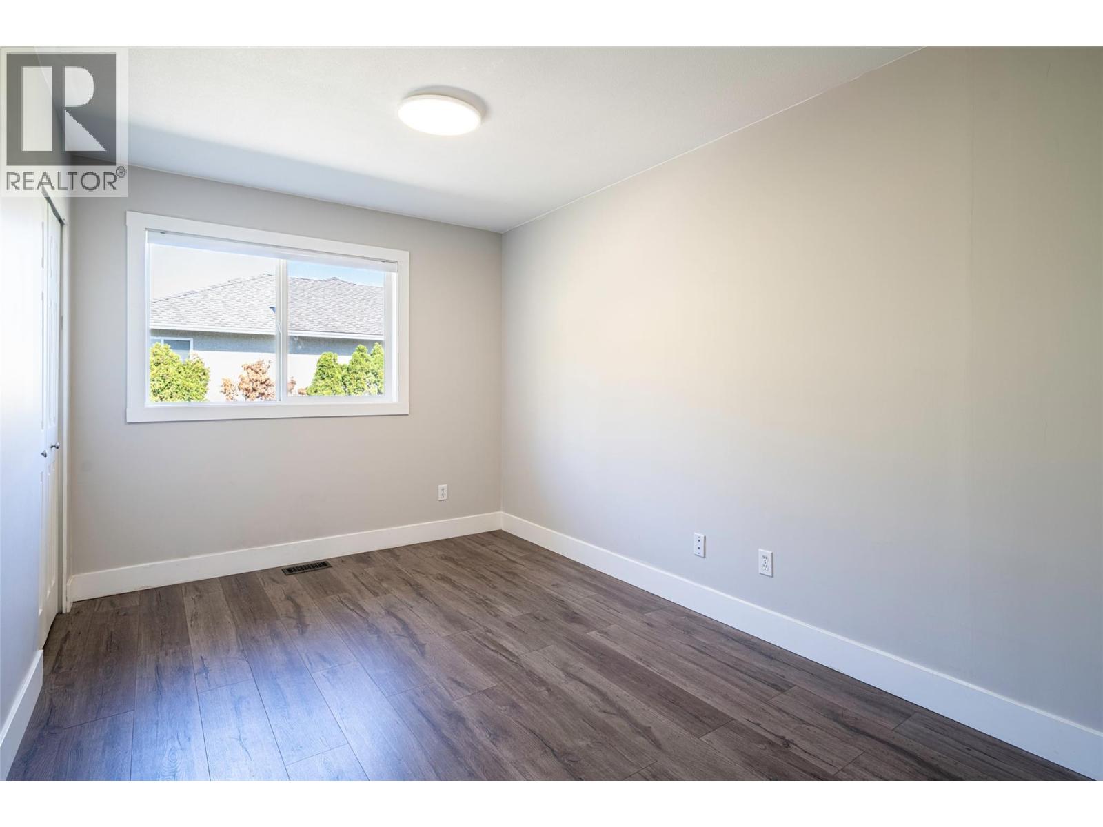 8210 Stoneridge Drive Property Photo 48