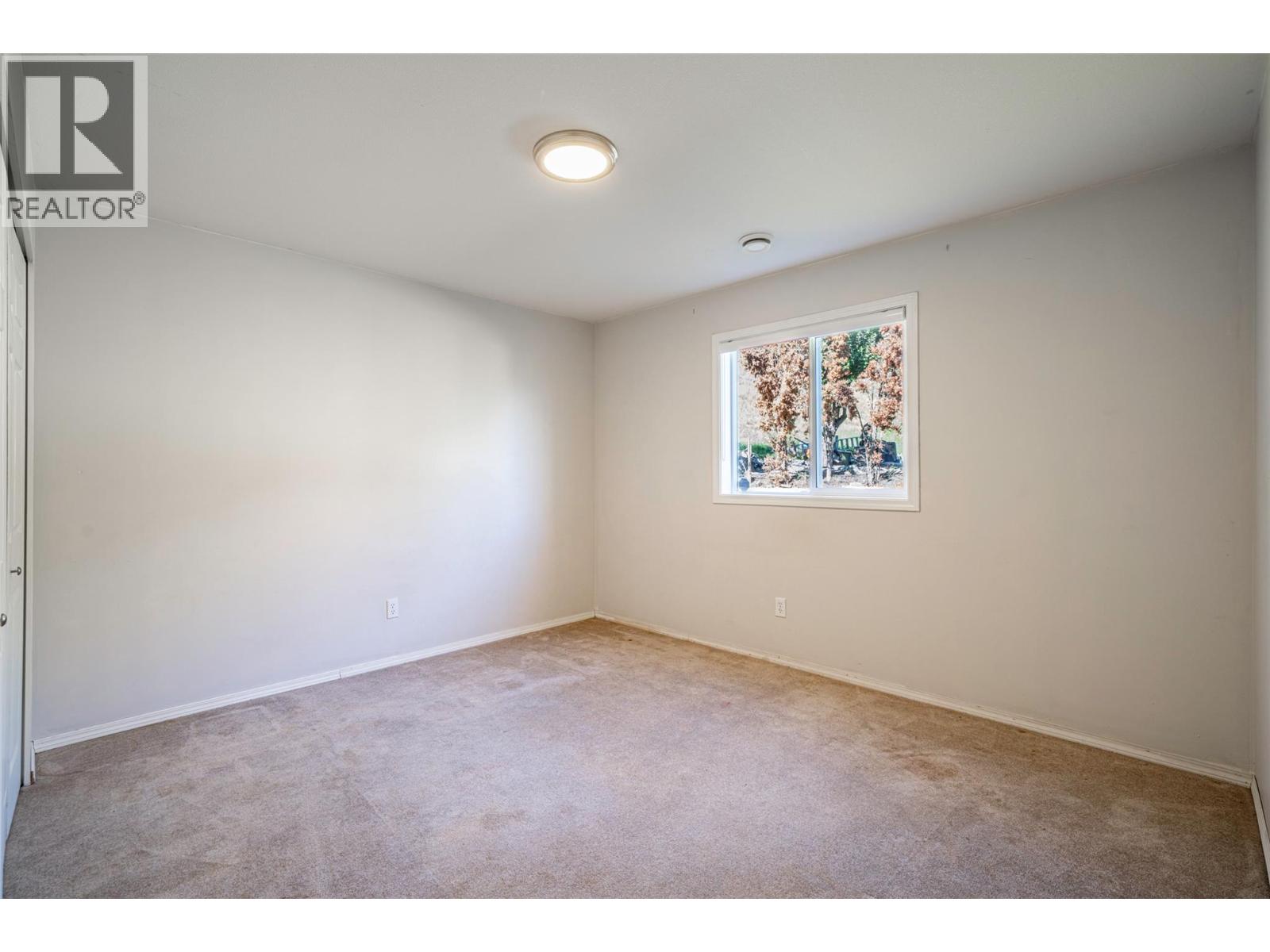 8210 Stoneridge Drive Property Photo 73