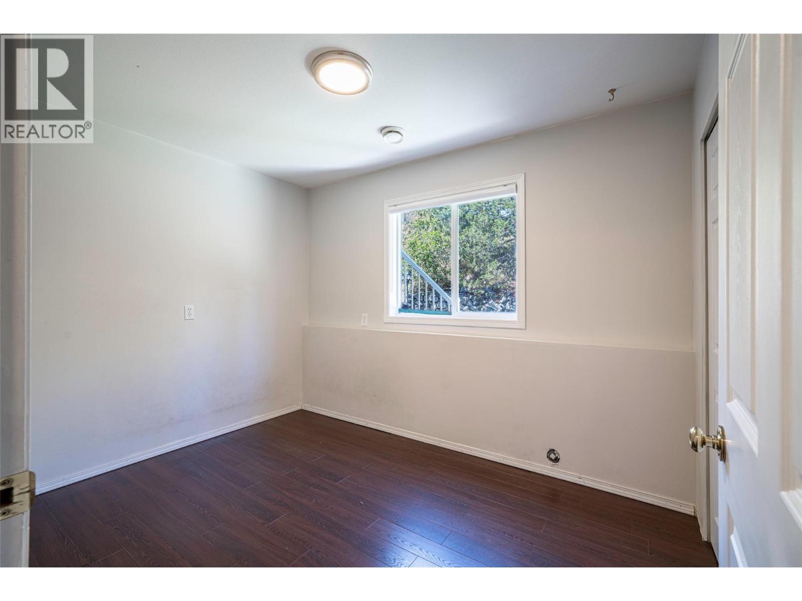 8210 Stoneridge Drive Property Photo 79
