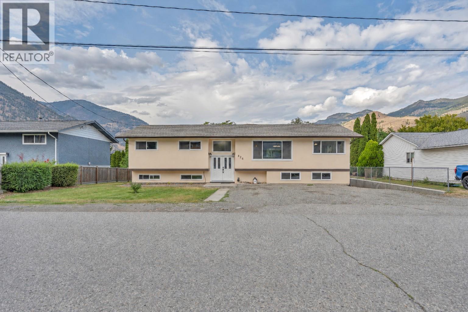 826 3rd Avenue Property Photo 1