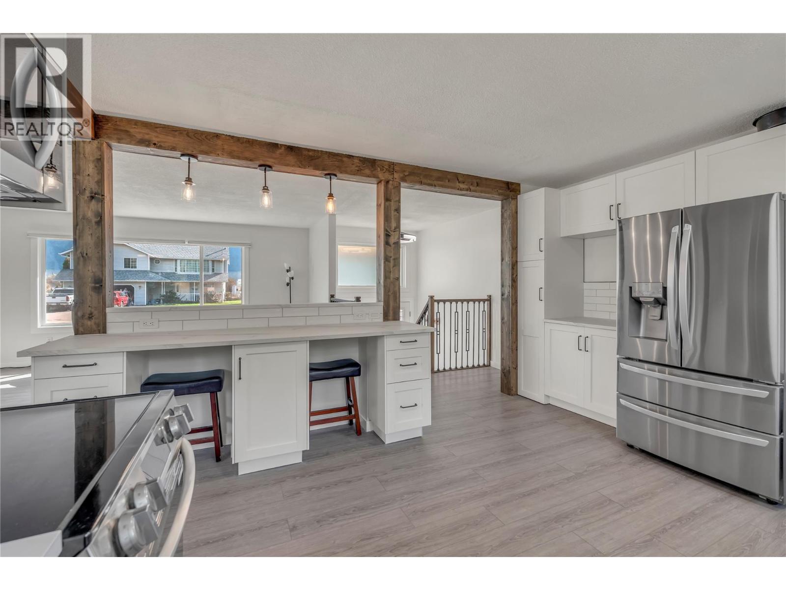 826 3rd Avenue Property Photo 16