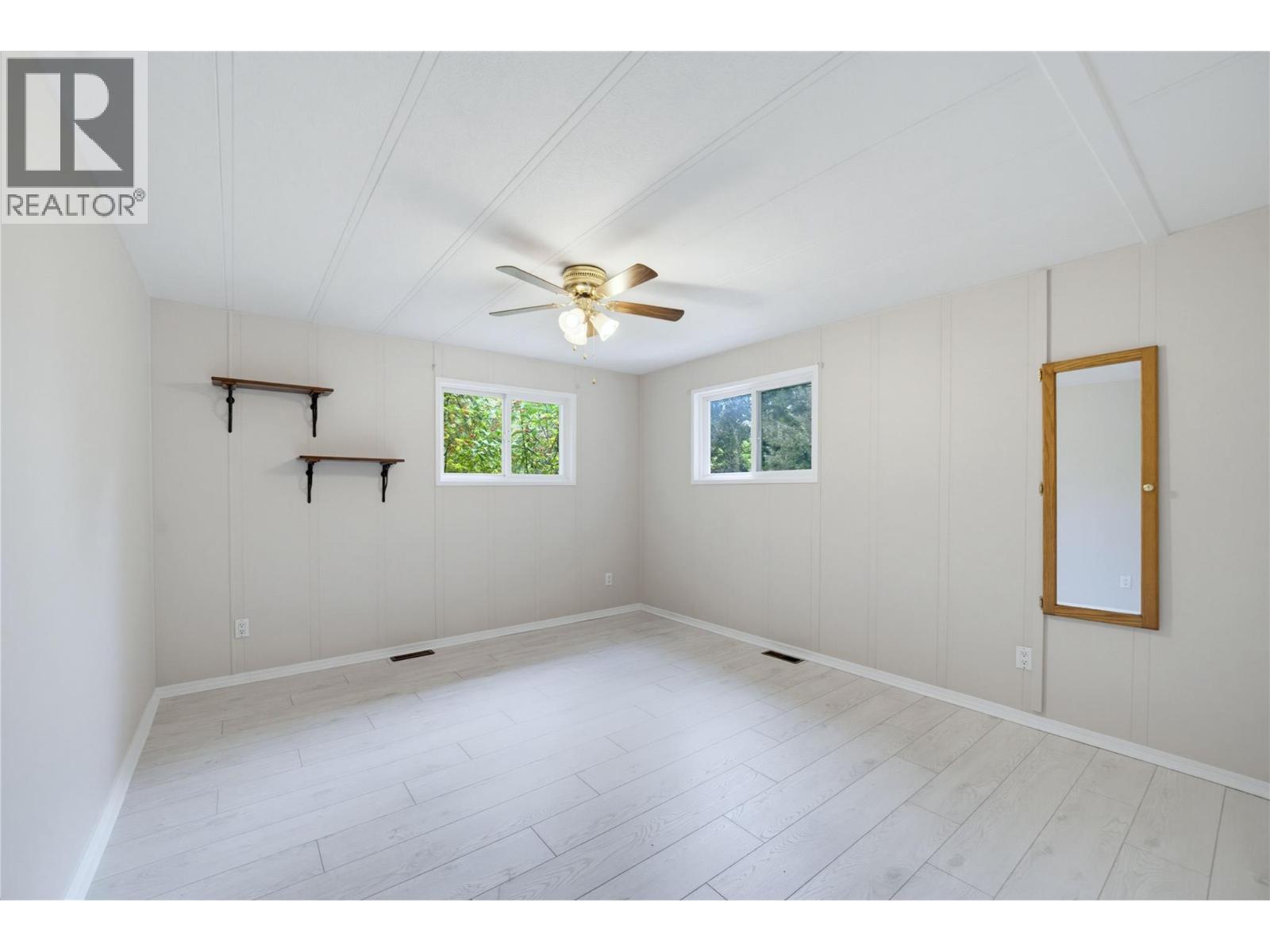 5 97a Highway Unit# 8 Property Photo 14