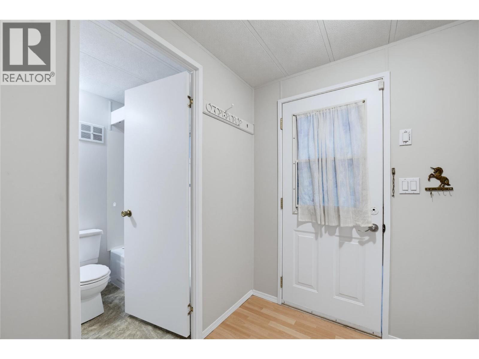 5 97a Highway Unit# 8 Property Photo 22