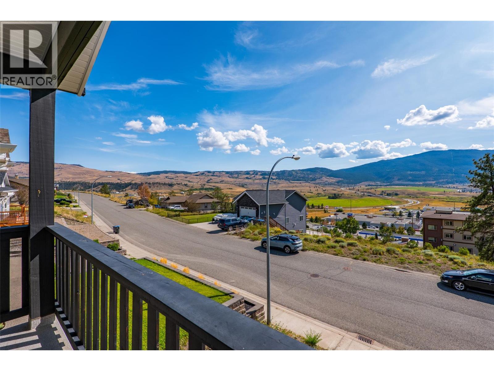 2743 Grandview Heights Property Photo 15