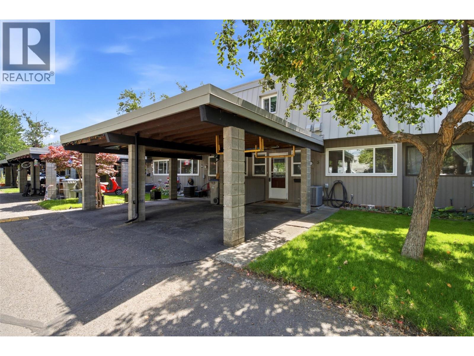 249 Kitchener Crescent Unit# 5 Property Photo 2