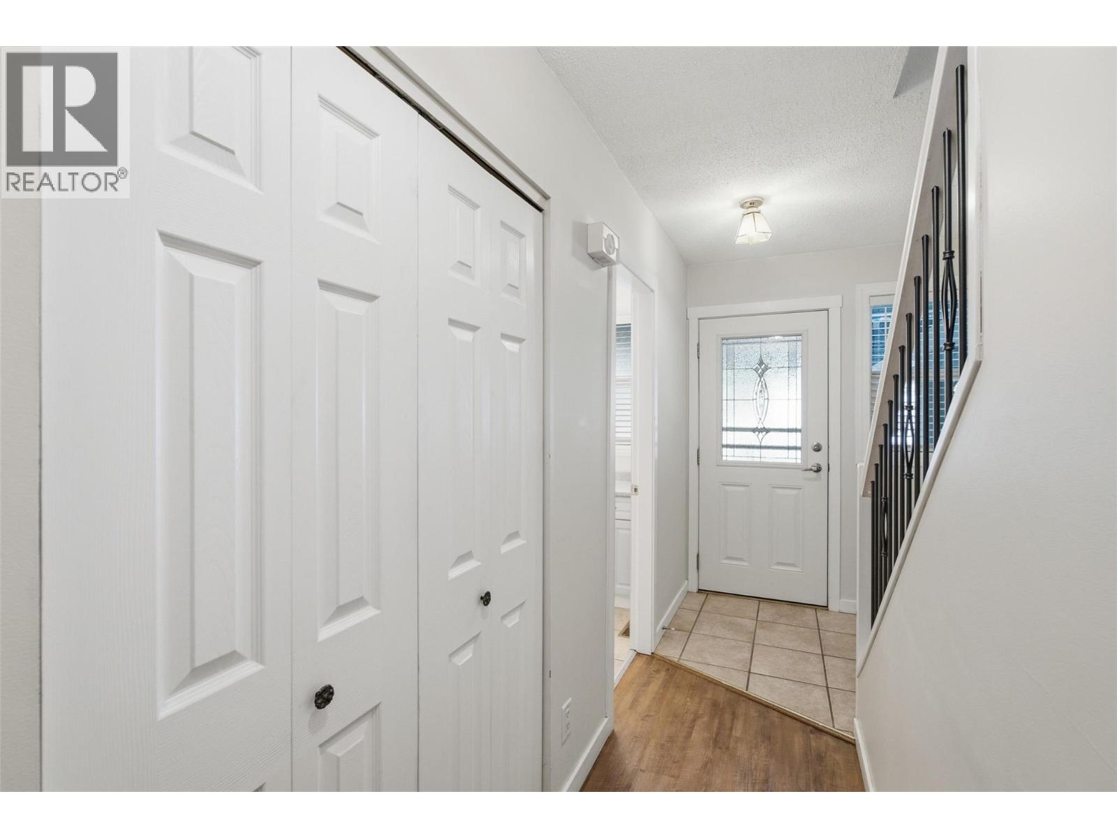 249 Kitchener Crescent Unit# 5 Property Photo 8