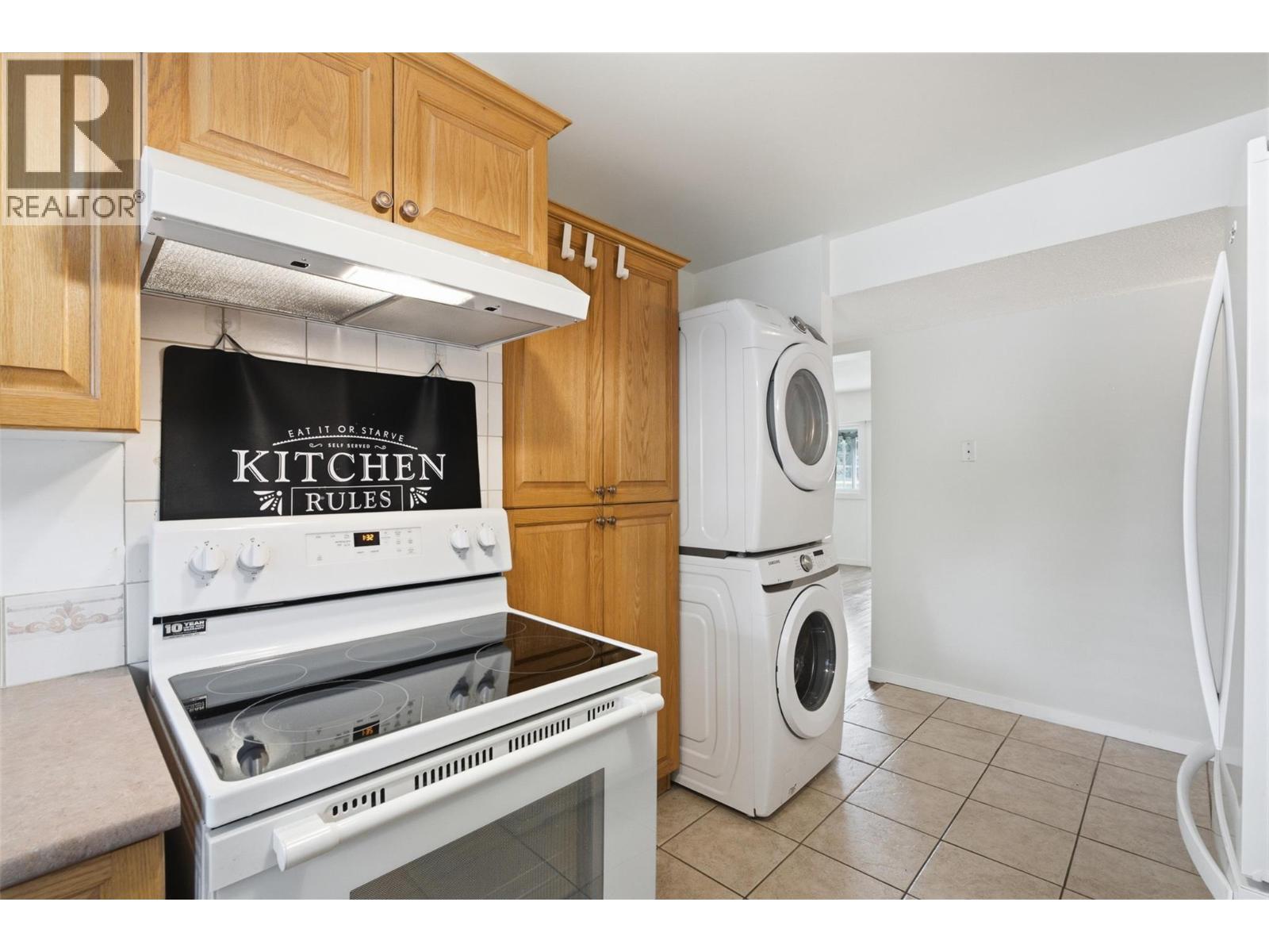 249 Kitchener Crescent Unit# 5 Property Photo 14