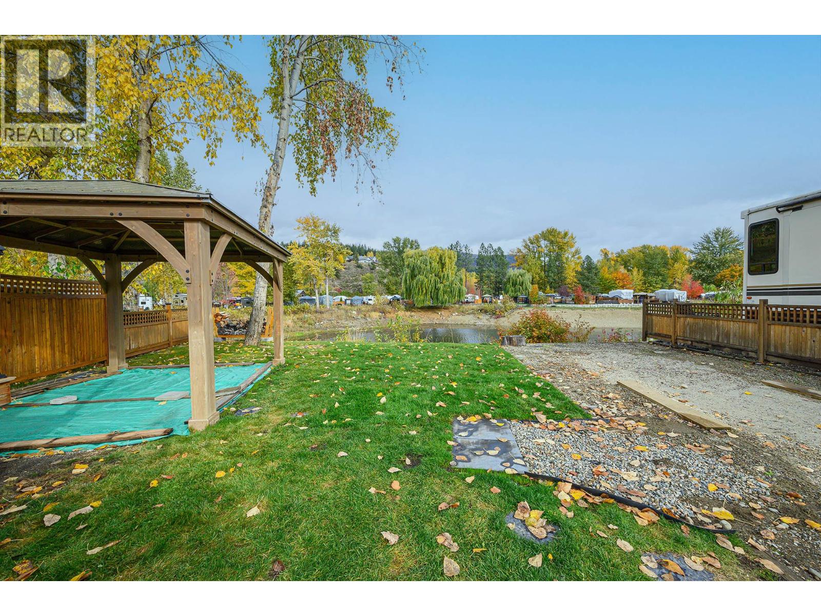 2 Clubhouse Lane Property Photo 10