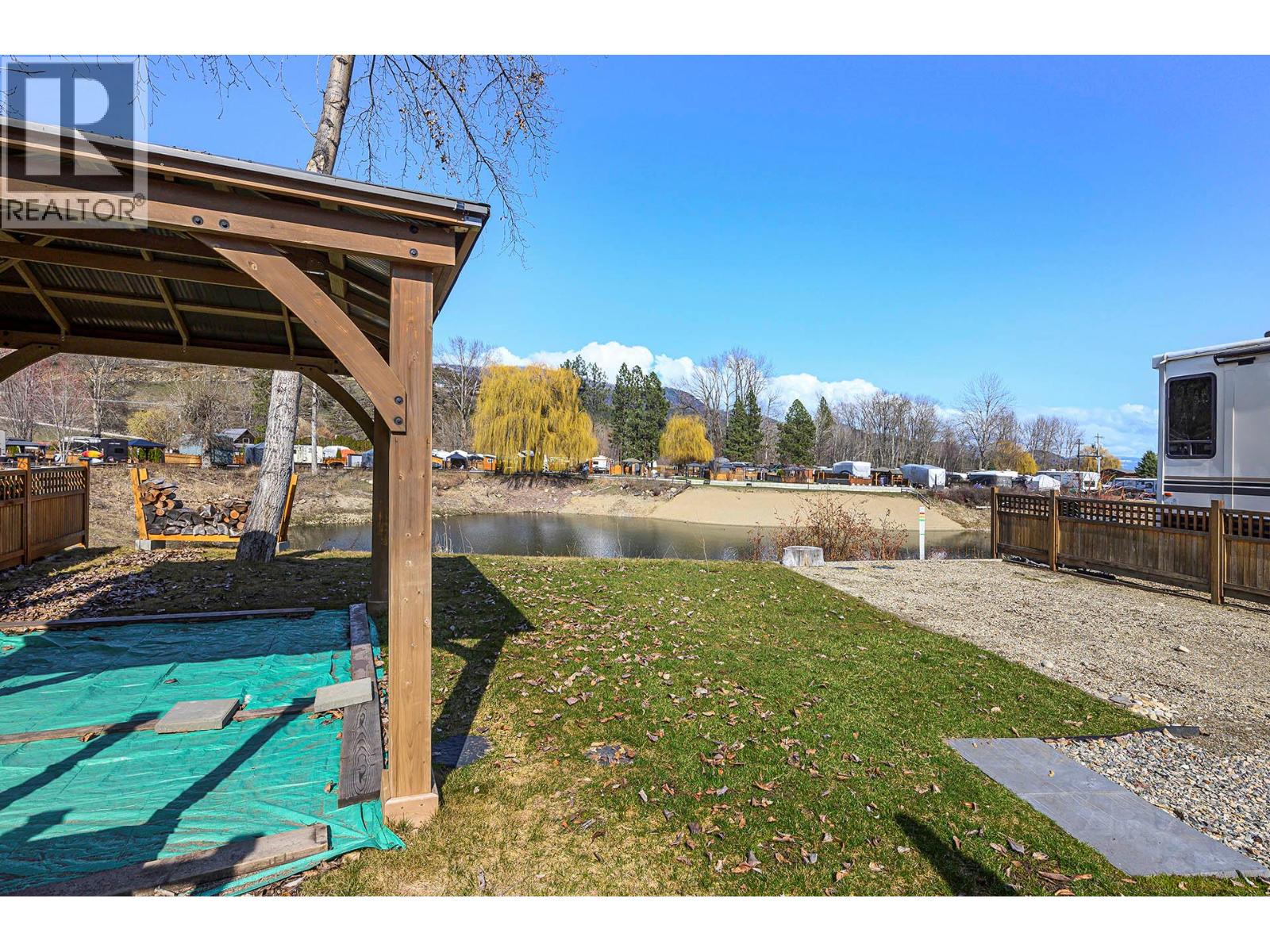 2 Clubhouse Lane Property Photo 15