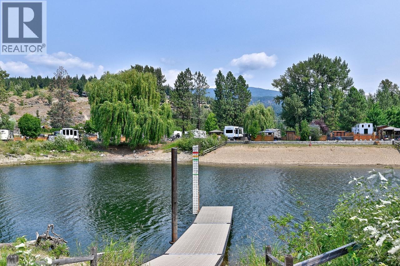 2 Clubhouse Lane Property Photo 41