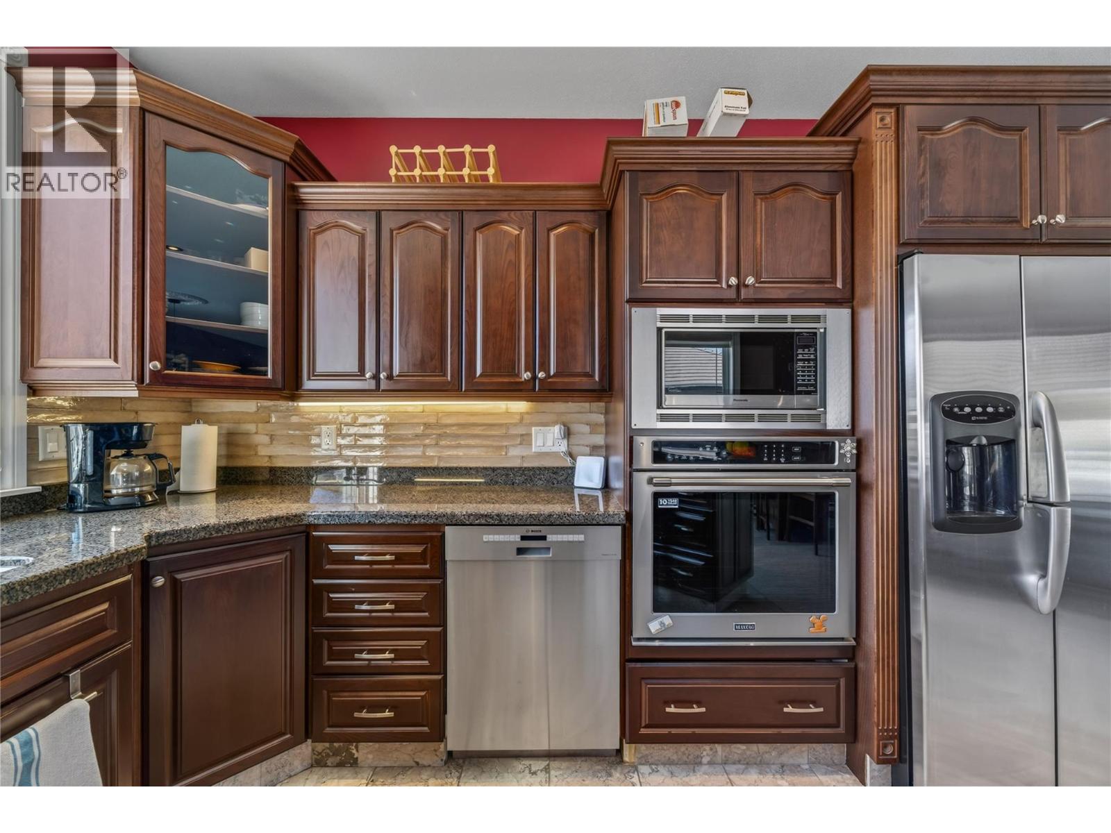 6812 Cabernet Place Property Photo 12