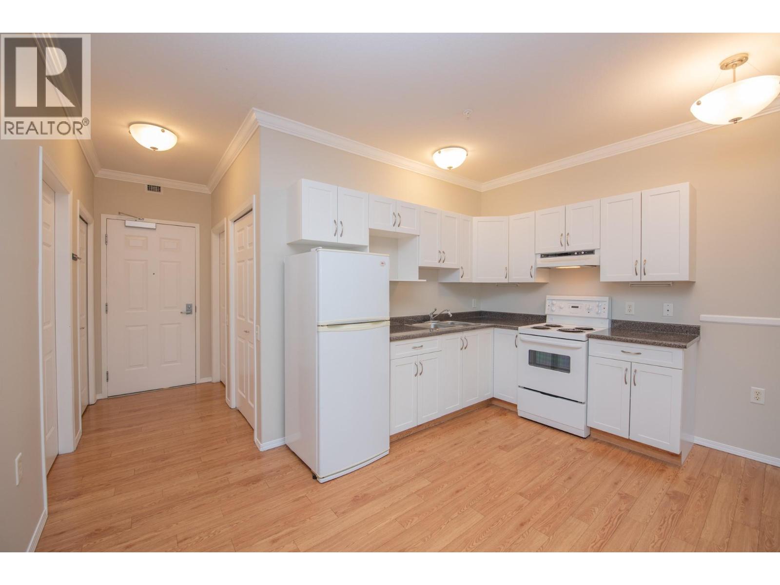 3011 Gateby Place Unit# 215 Property Photo 8
