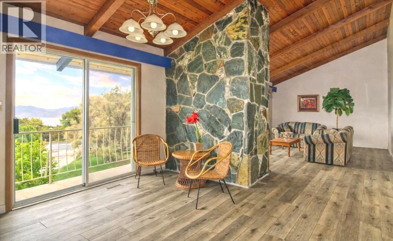 9109 Husband Road Property Photo 5